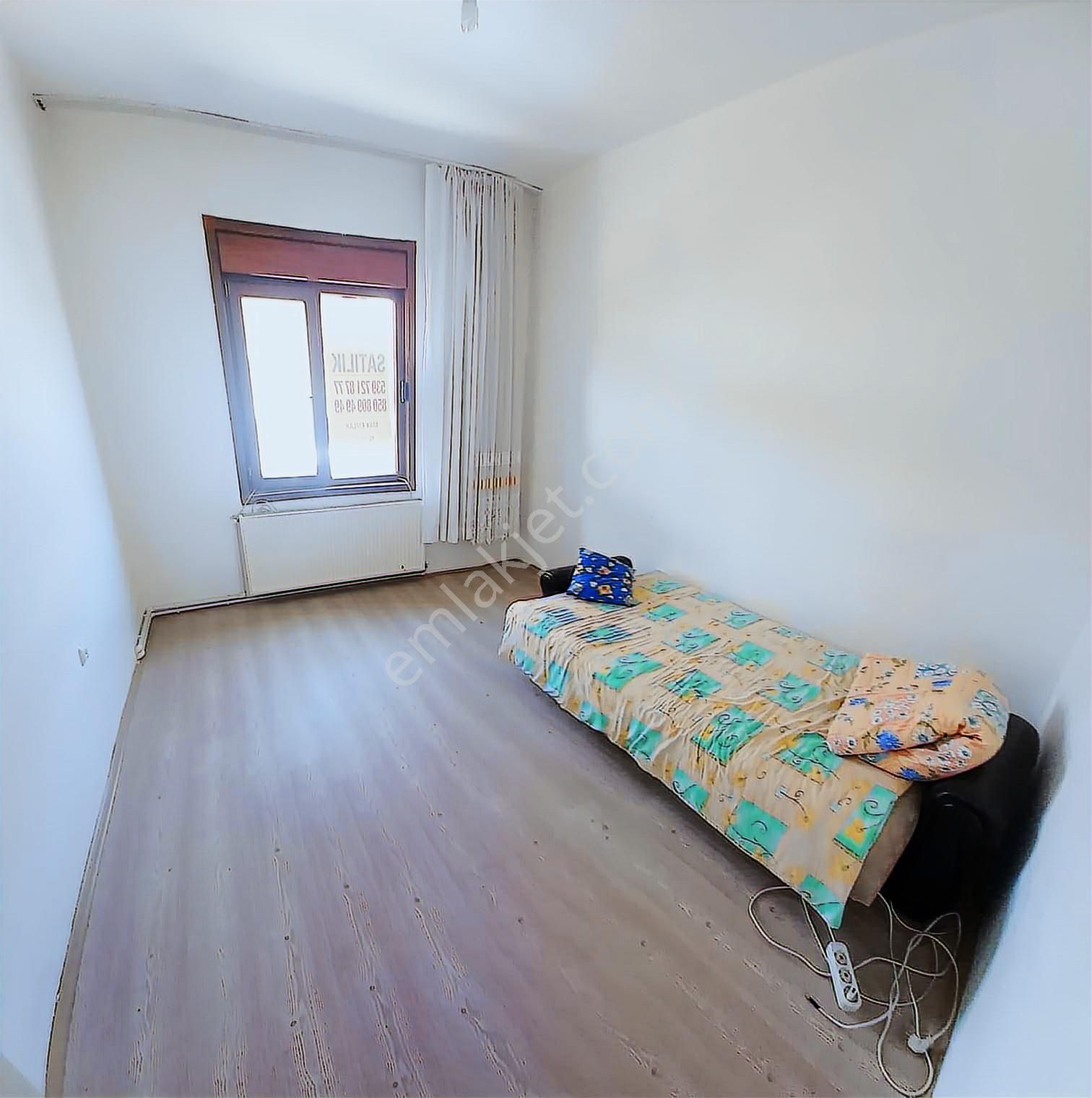 Aydınlık Çarşamba Pazarı Yanında Satılık Arakat 3+1 Daire - Görsel 4