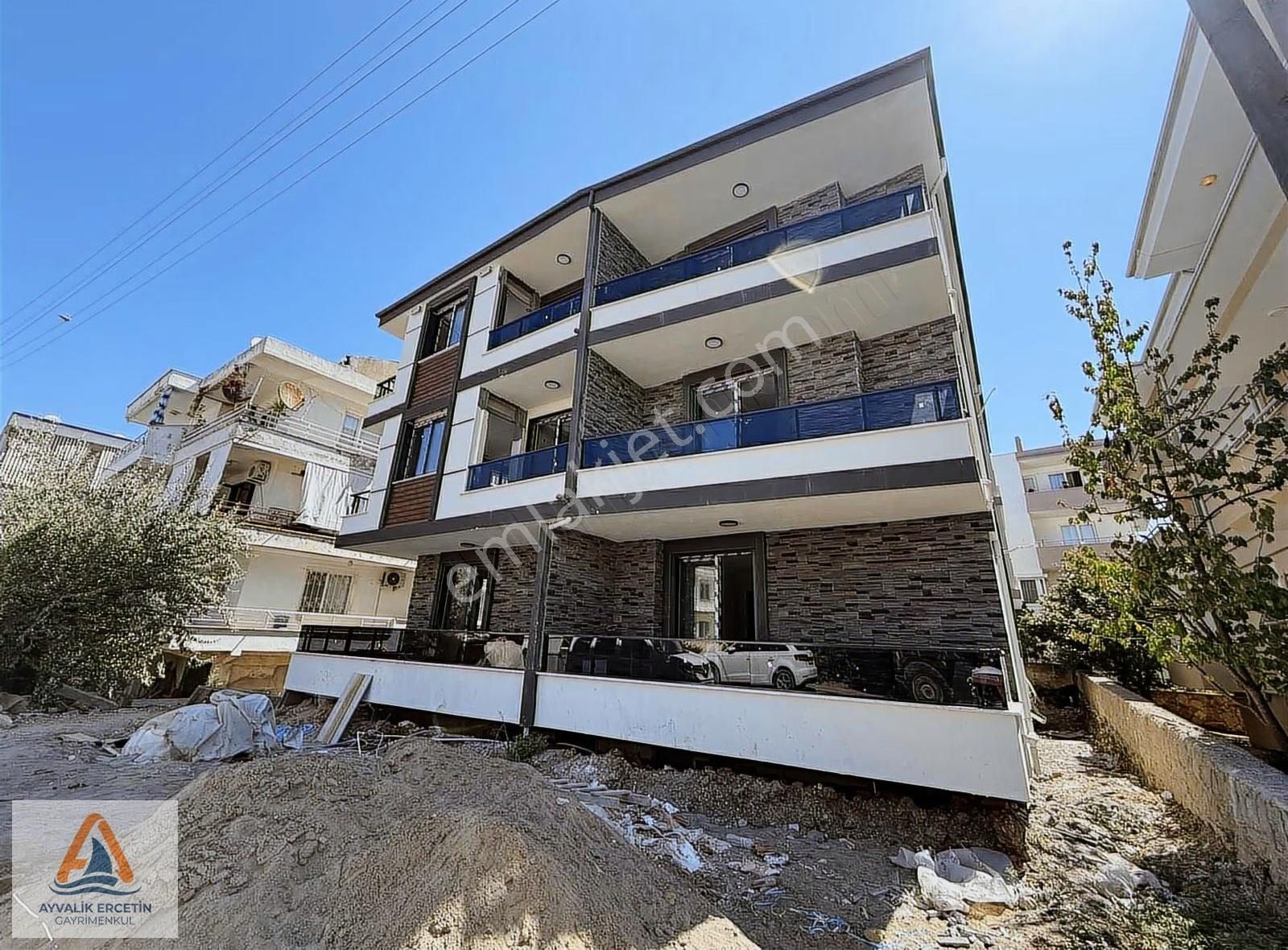 Ayvalık Alicetinkaya 2+1 Denize 30 Adım Yürüme Mesafesi Sıfır - Görsel 22