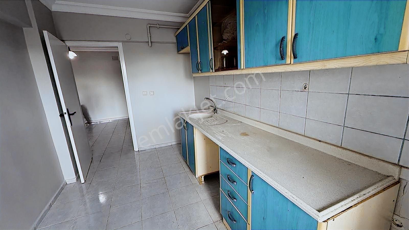 Turyaptan Belediye Konutları Venüs7 Sitesinde 3+1 Kiralık Daire - Görsel 2