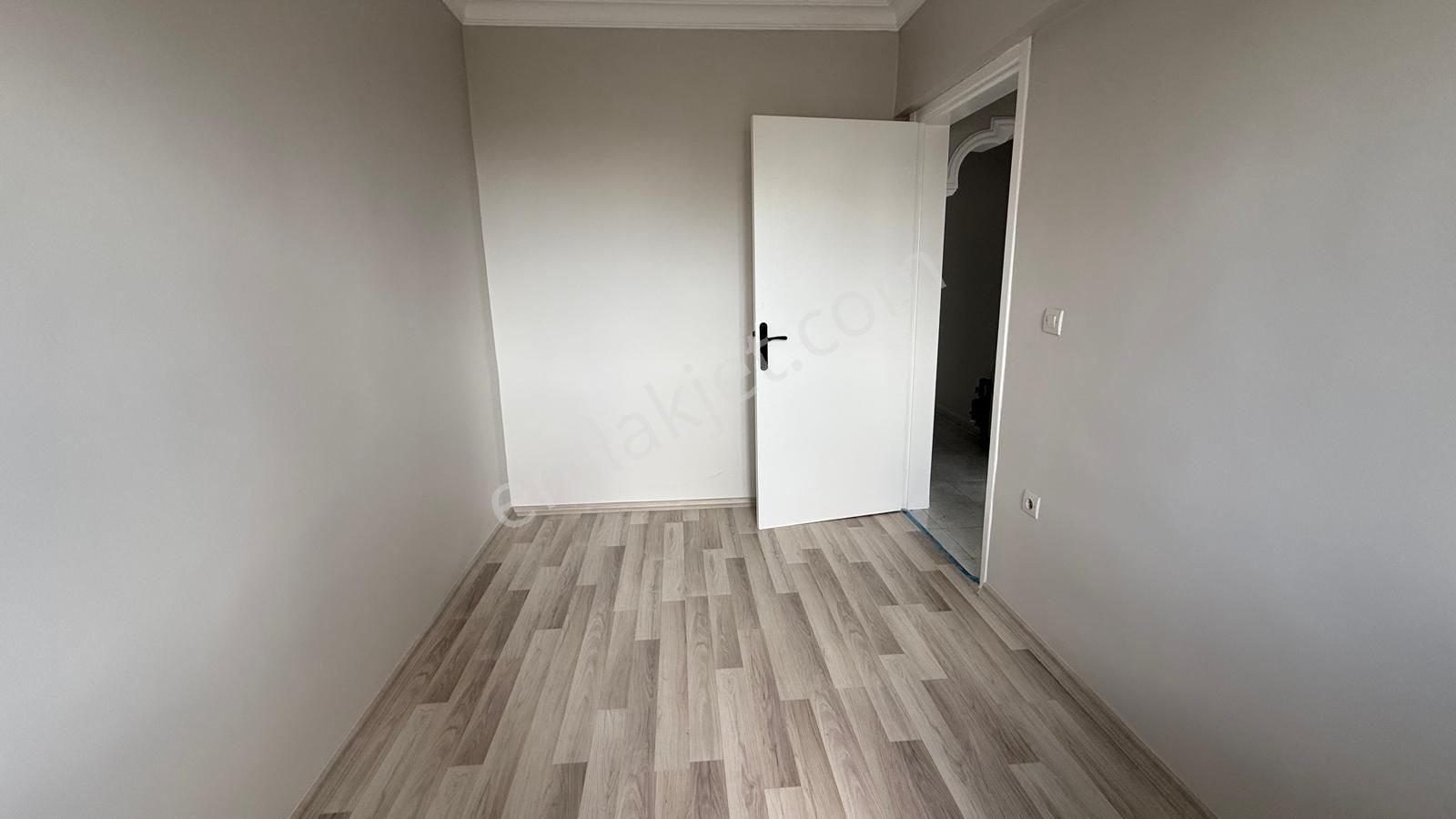 Turyaptan Belediye Konutları Venüs7 Sitesinde 3+1 Kiralık Daire - Görsel 11