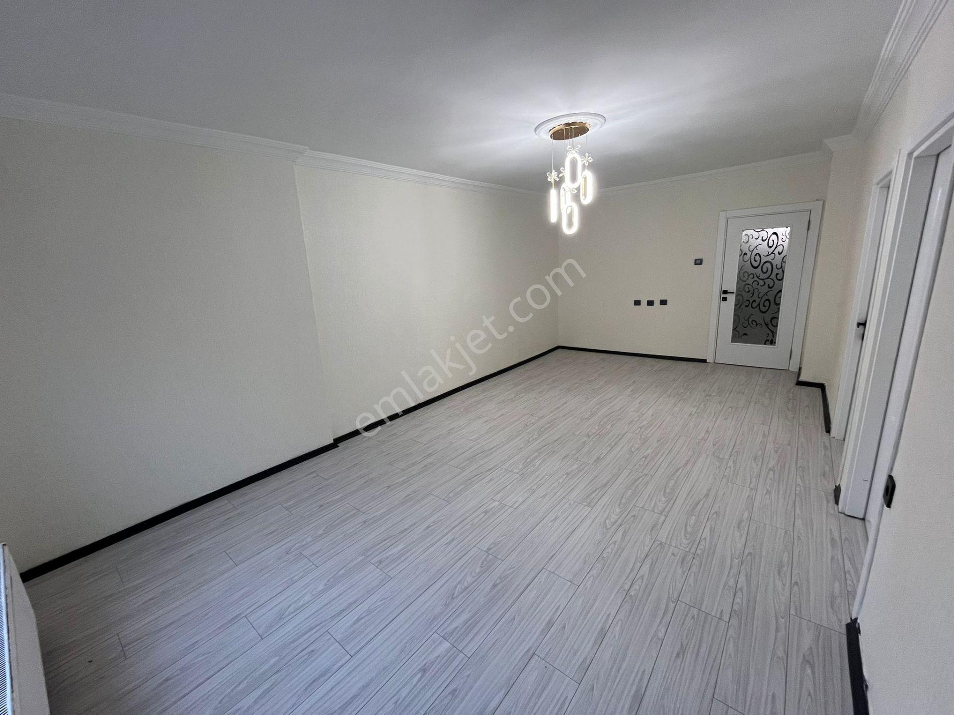 Uyanış Mahallesi'nde Full+full Yapılı Daire! - Görsel 8