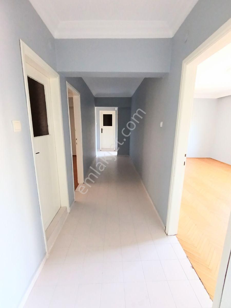 Şekerlerden Beşevler Caddesi Üzerinde Satılık 3+1 Daire - Görsel 5