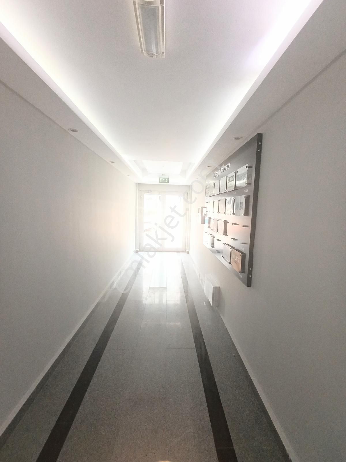 Şekerlerden Beşevler Yıldırım Caddesi Üzerinde 1+1 Kiralık Ofis - Görsel 6