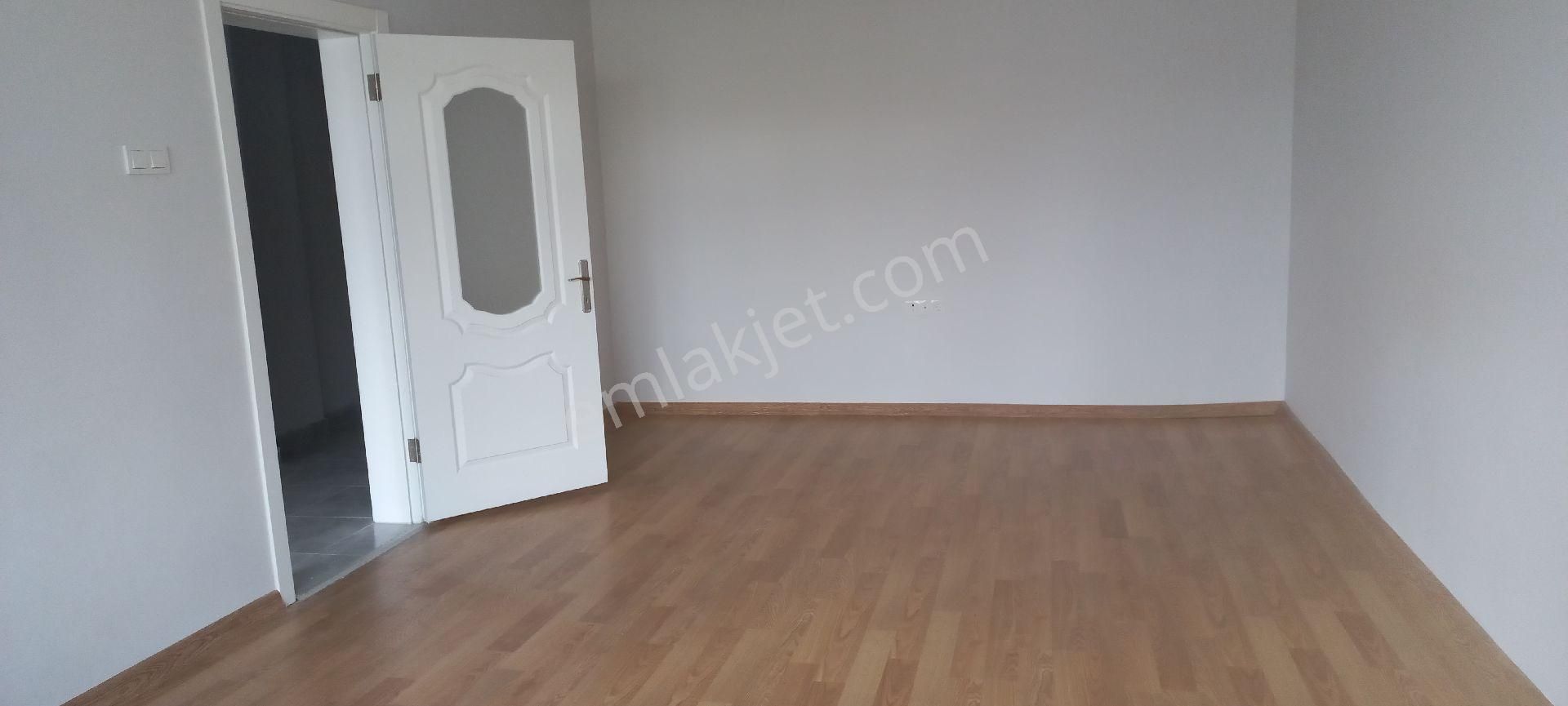 Batıkent Metroda Kiralık Ful Yapılı Daire - Görsel 12