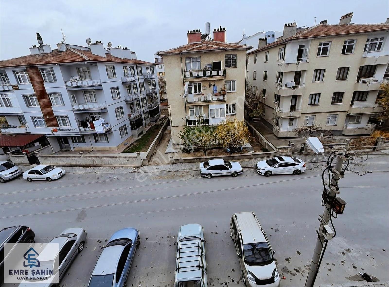 M. Akif Mah. 3+1 Geniş Satılık Bakımlı Daire - Görsel 4