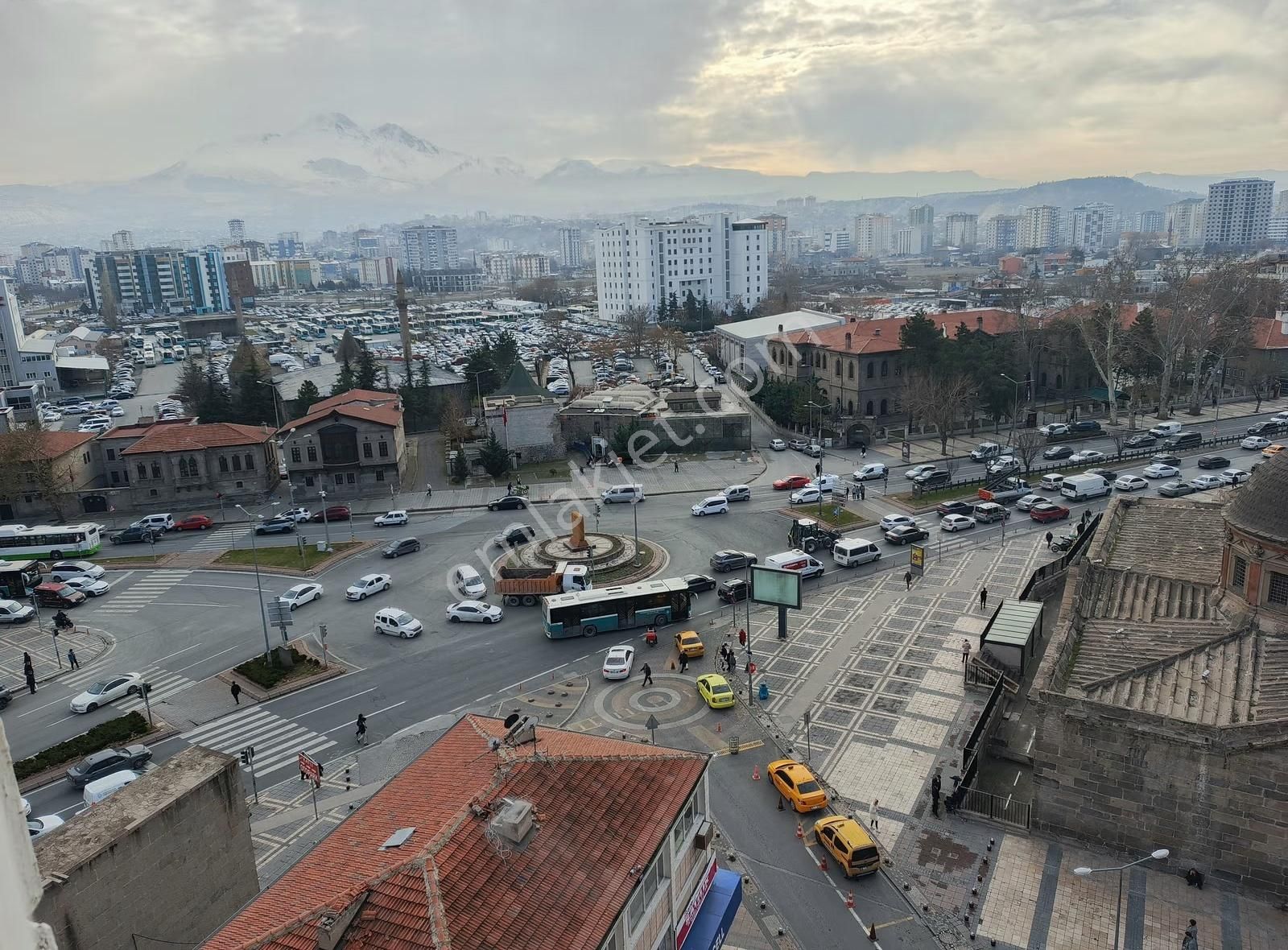 Duru Team Şehrin Merkezinde Kiralık Ofis Ya Da Daire - Görsel 18