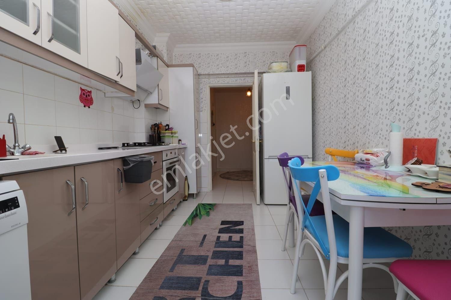 Oğuzlar Mah Önü Ful Açık Satılık 3+1 Asansörlu Site Dairesi - Görsel 14