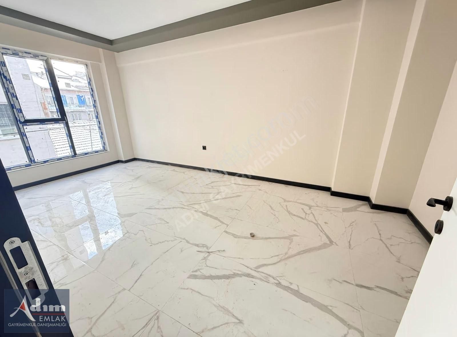 Adım Gayrimenkul/şirintepe Mh Mufazzer Çil Yakını Sıfır 70m2 2+0