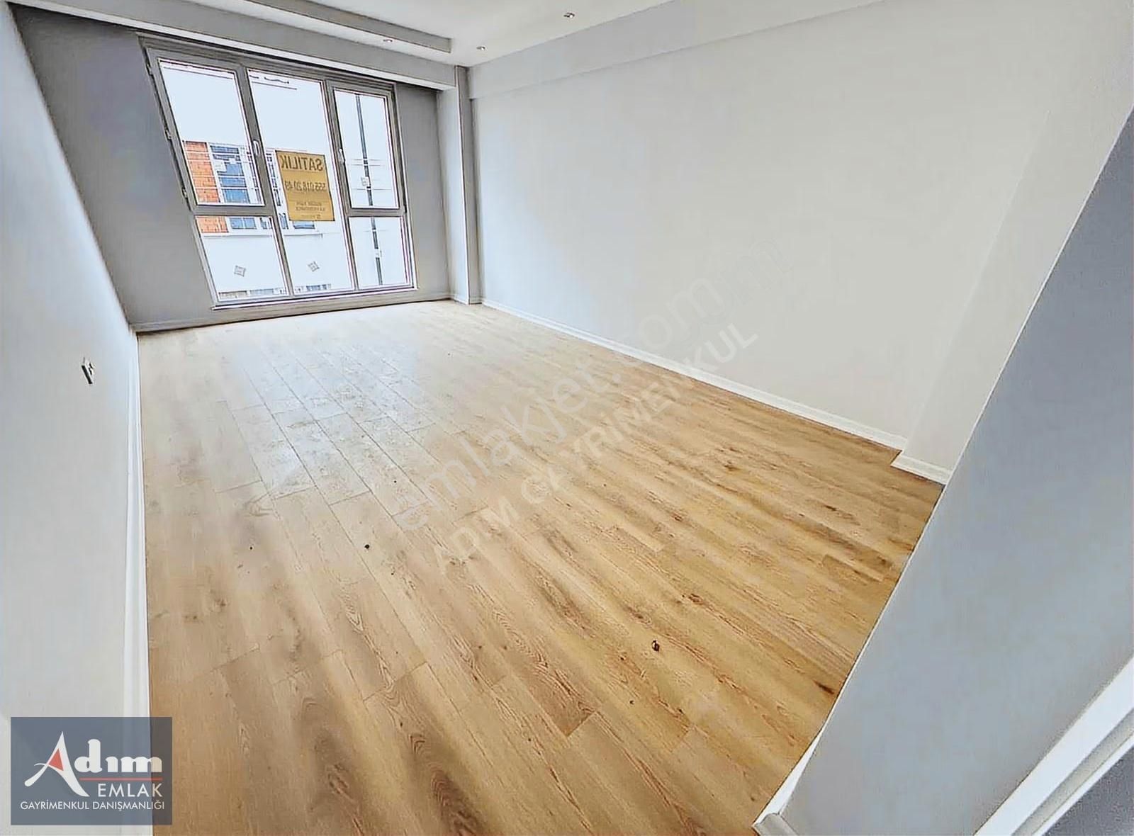 Adım Gayrimenkul/sütlüce Mh Marmaray Cd Yak. E.banyolu 135m2 3+1