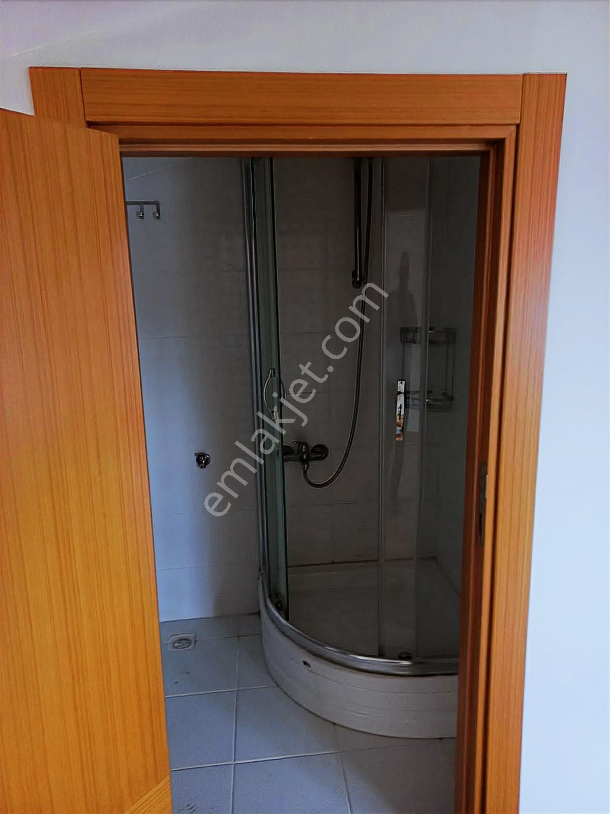 Cevizlide Minibüse Yakın Net 120 M² Katta Tek 2+2 Teraslı Daire - Görsel 11