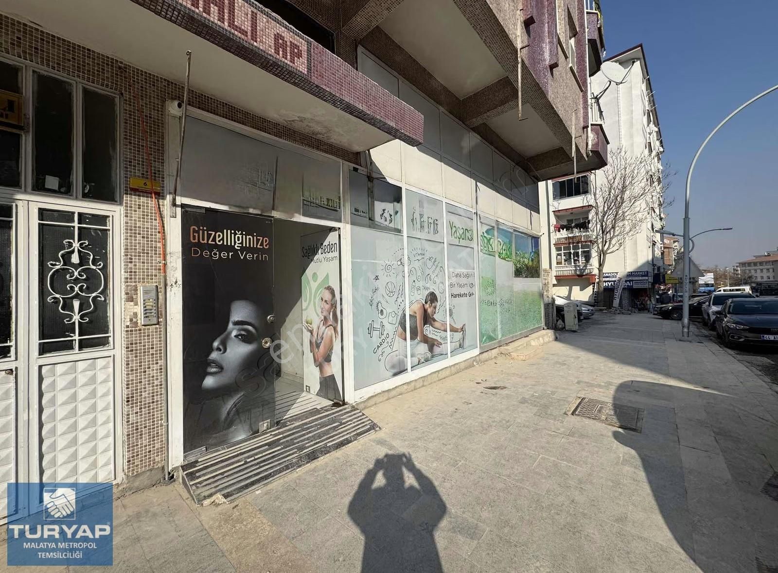 Turyap Metropol'den Paşaköşkü Ana Caddede Satılık Dükkan - Görsel 2