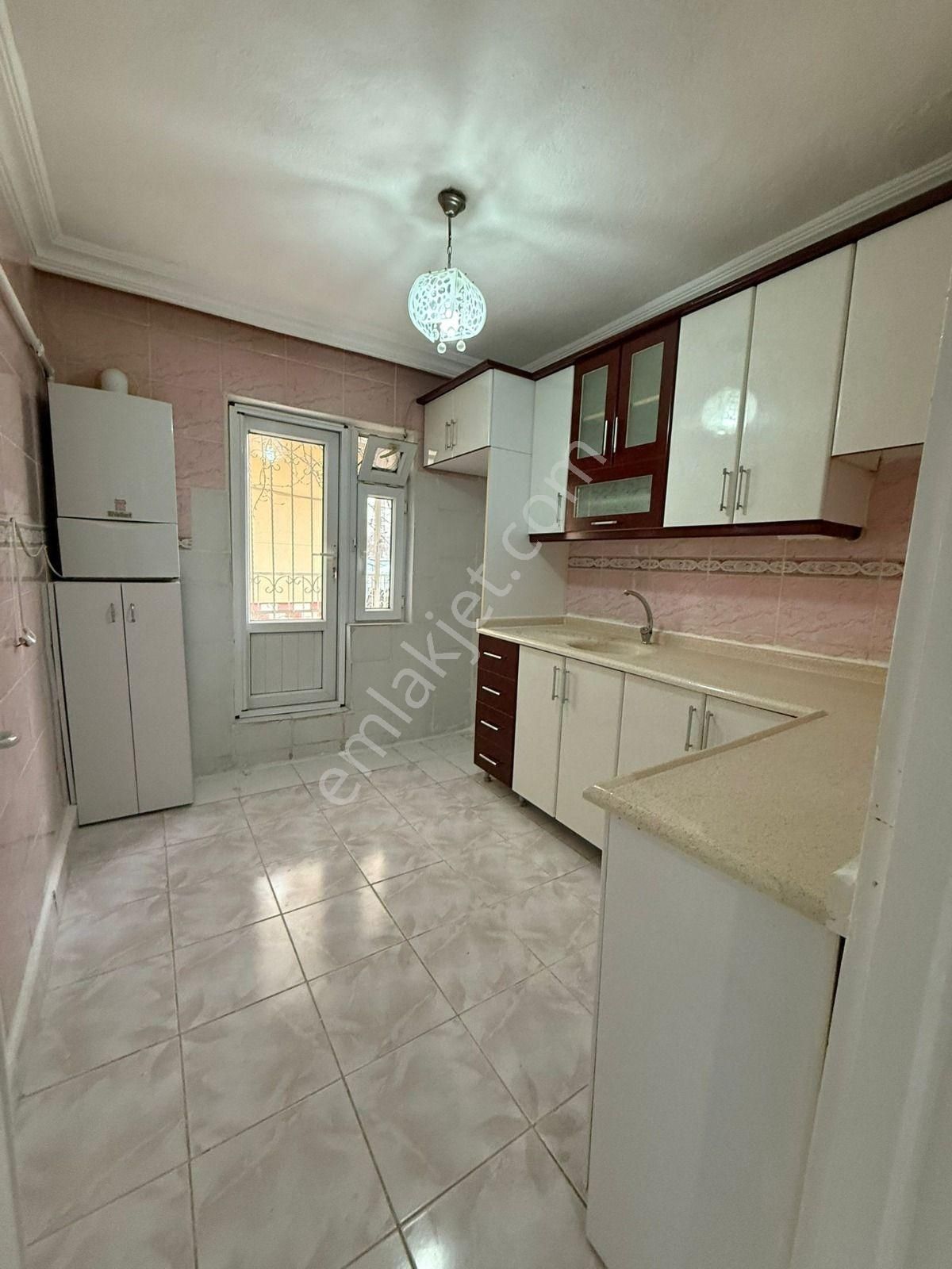 Mç Emlaktan Akşemsettin Mah 3+1 Yapılı Daire - Görsel 2