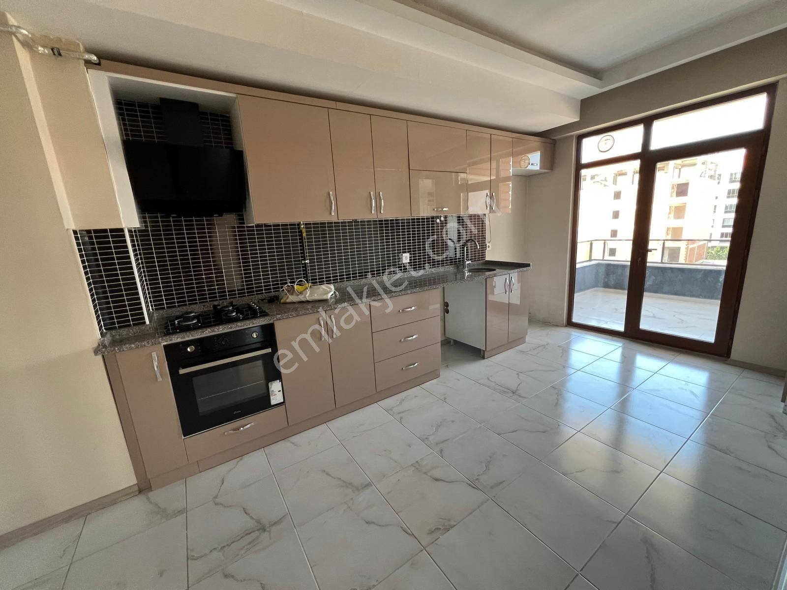 Real Avm Yanında Önü Acık 4+1 Satılık Site İçinde Daire - Görsel 6