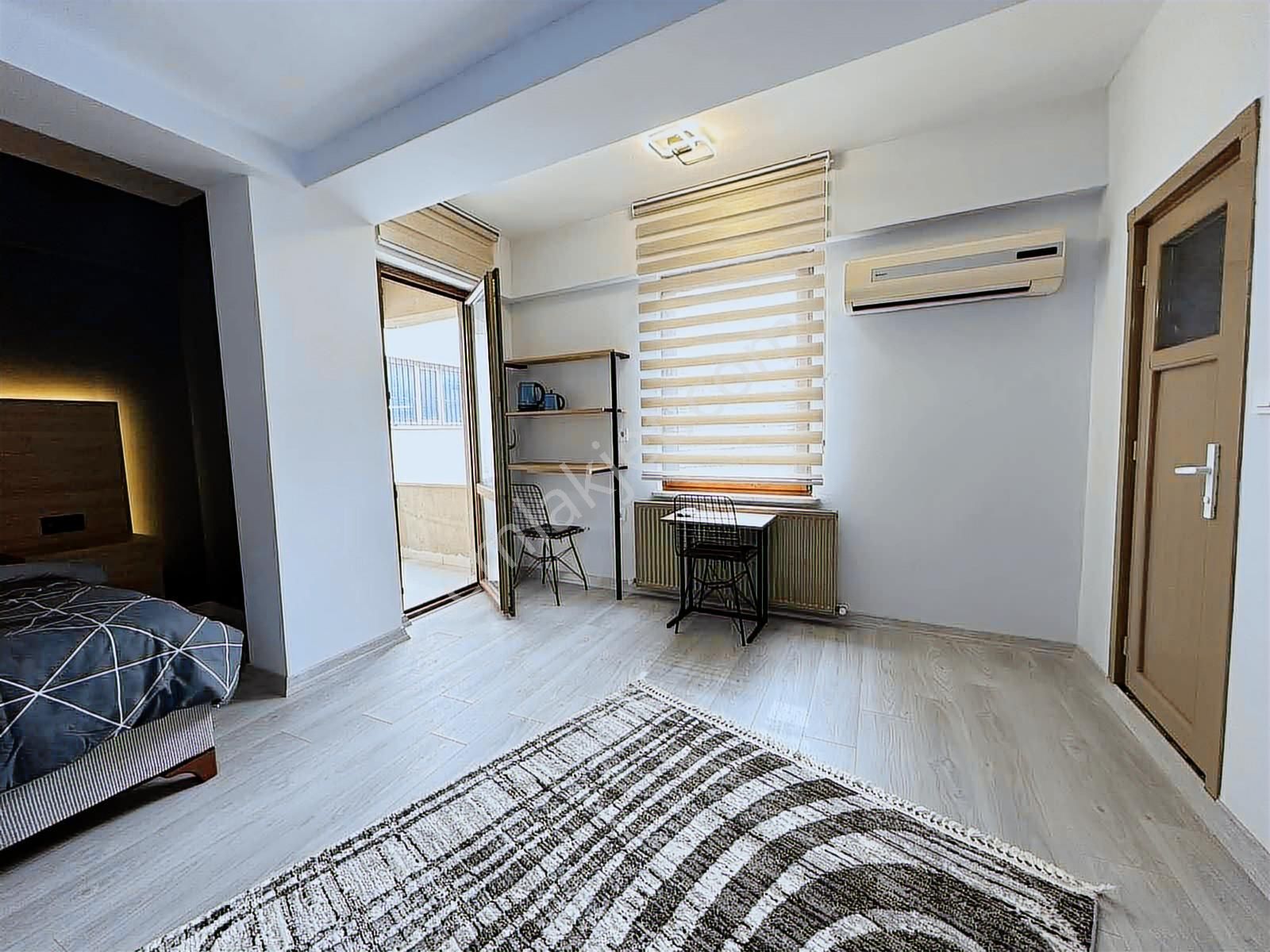 Merkezi Konumda Kiralık 1+0 Eşyalı Daireler Mutfaklı Klimalı - Görsel 11