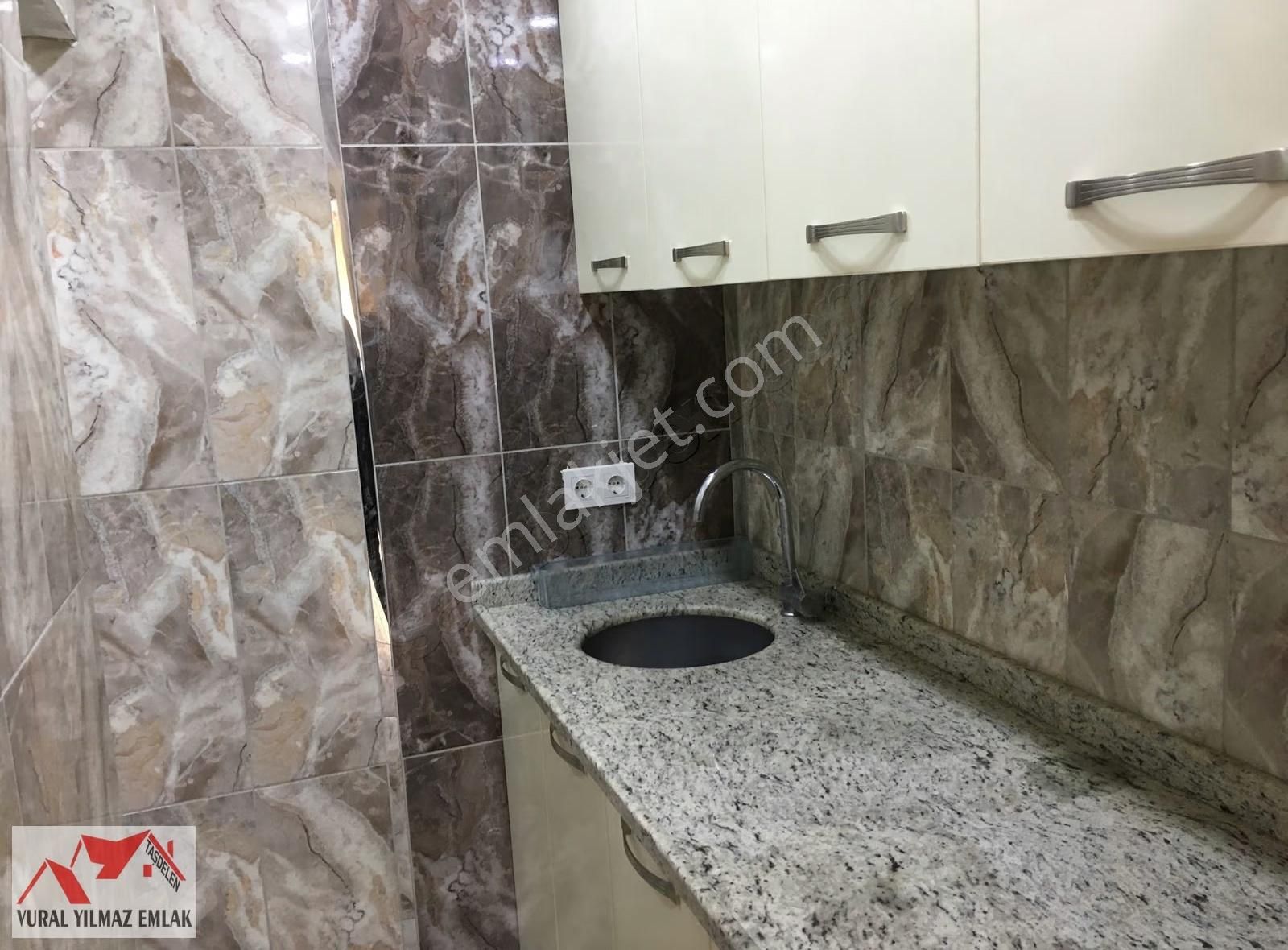 Çekmeköy Hamidiye Mahallesi Bürüt -70 M² Kiralık Dükkan - Görsel 3