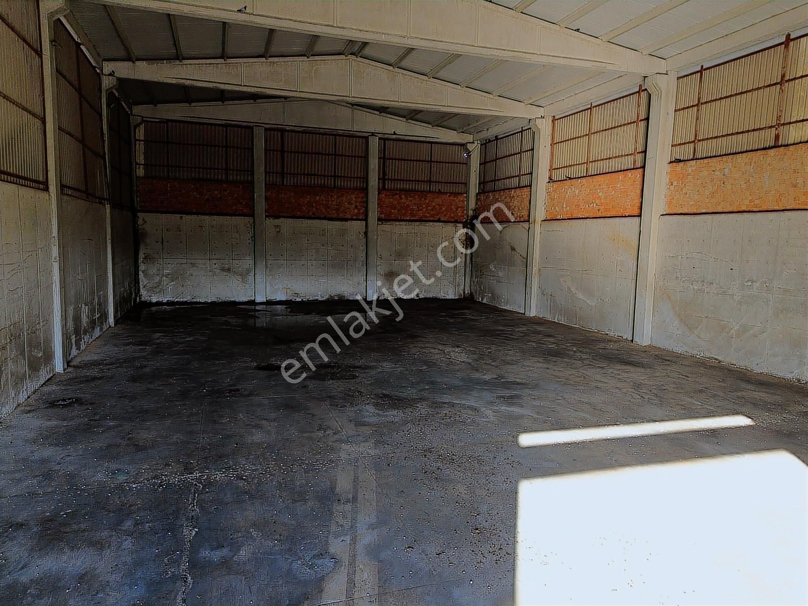 Tekkeköy Lojistik Bölgesinde Kiralık Hazır Kurulu Düzen Depo - Görsel 13