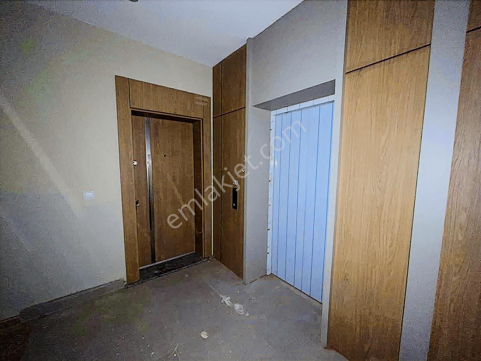 Çiftlik Çaddesi Hayallerinizi Süsleyen Lüks 1+1 - Görsel 9