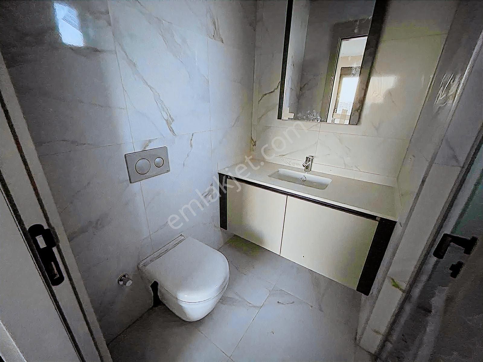 Çiftlik Çaddesi Hayallerinizi Süsleyen Lüks 1+1 - Görsel 17