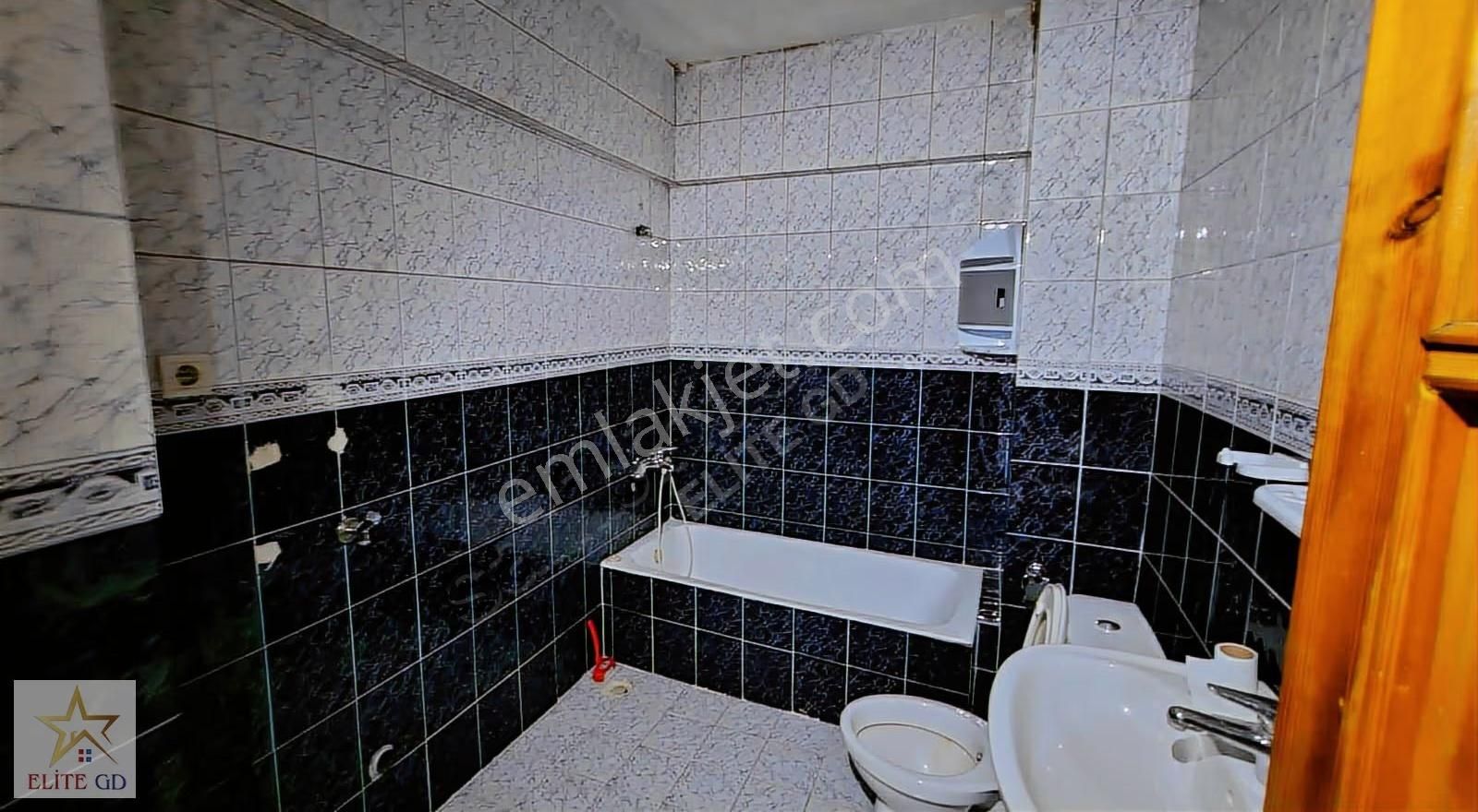 Kültür Mah. Millet Bahçesi Karşısında 5+2 Dubleks Satılık Daire - Görsel 3