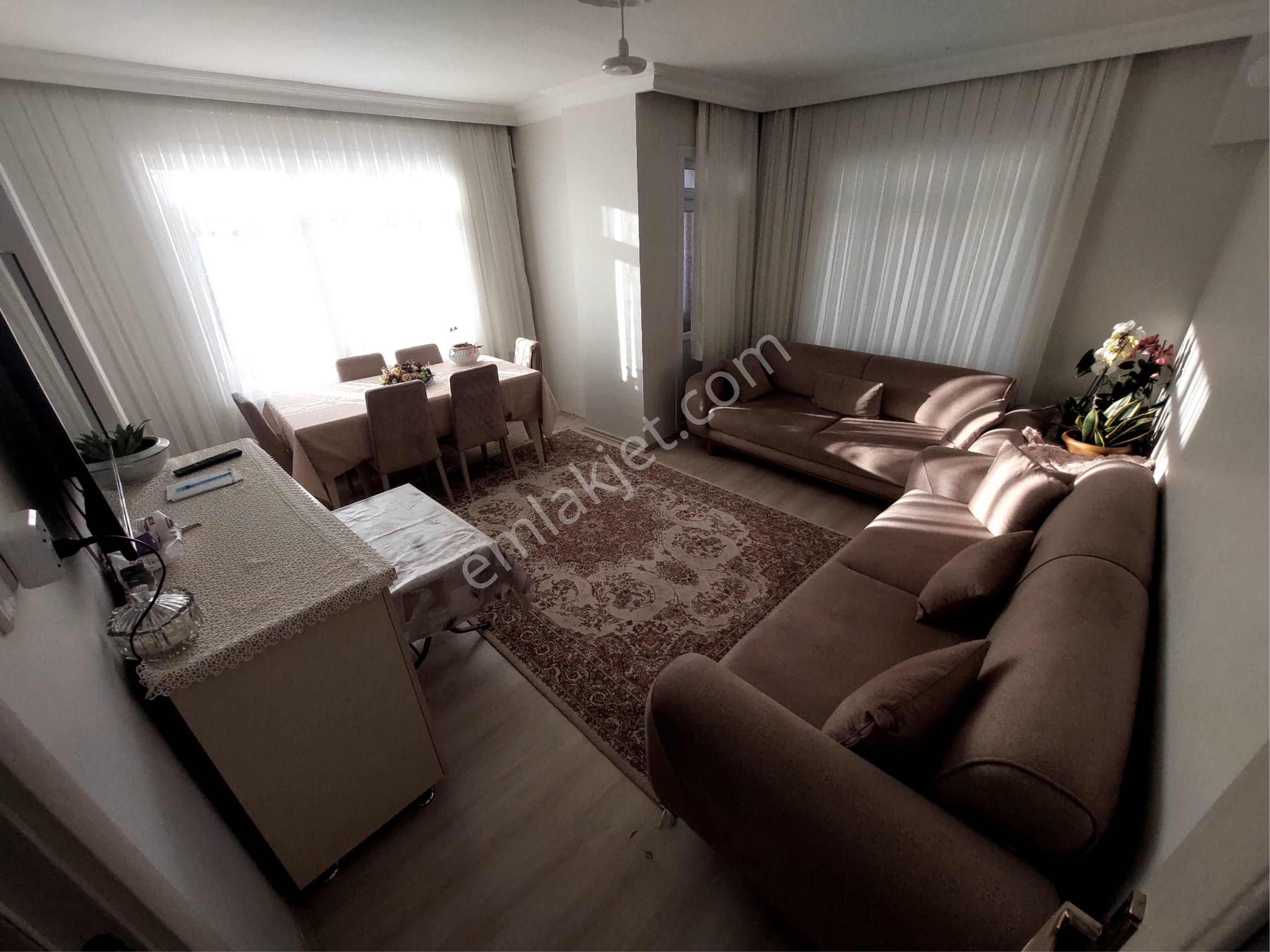 Aydın İnş. Cebeci Mh. Tramvaya Yakın 2+1 110m2 Köşe Başı 1.kat