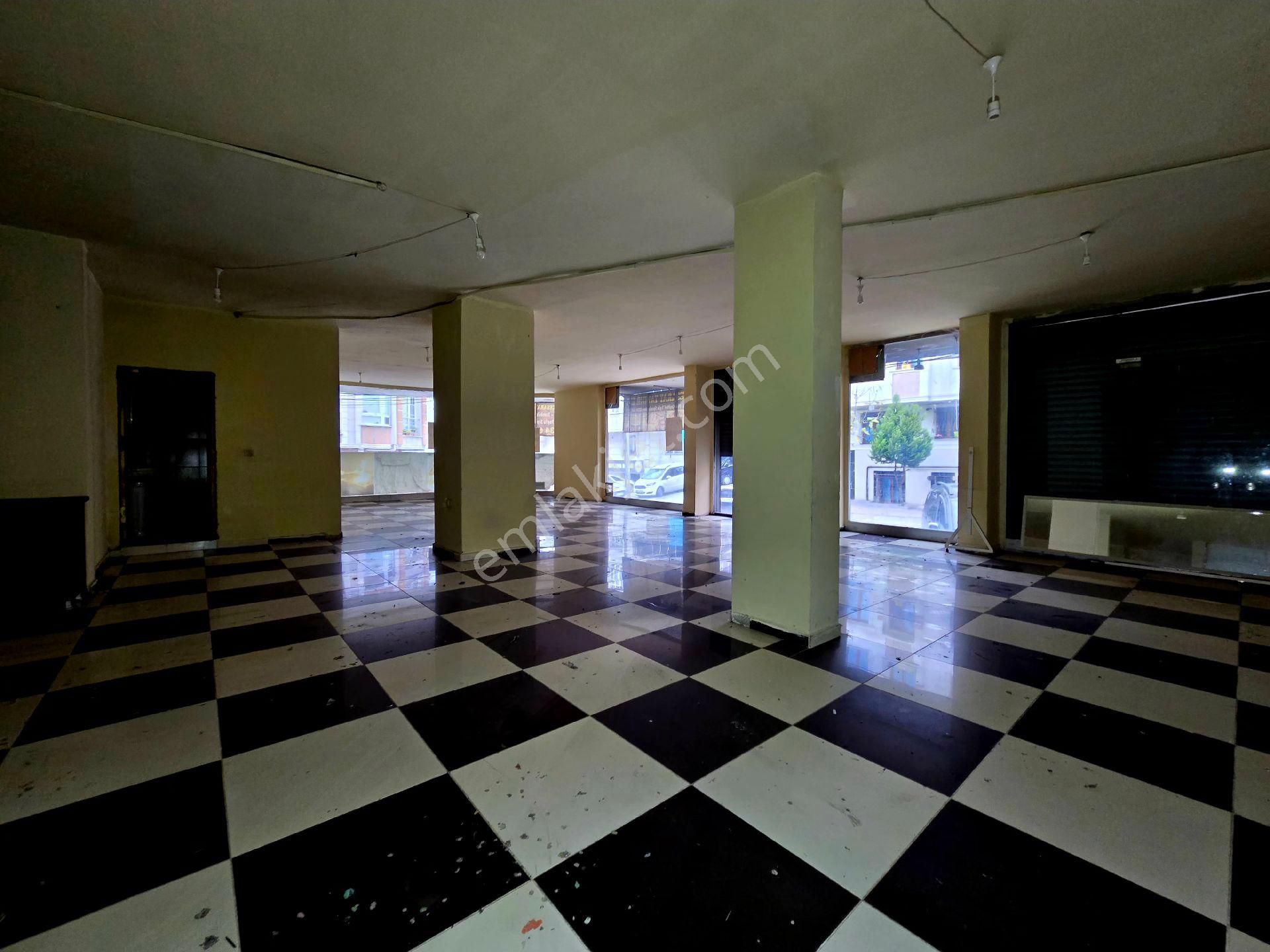 Esenyurt Kıraç Satılık 150 M² Dükkan - Görsel 19