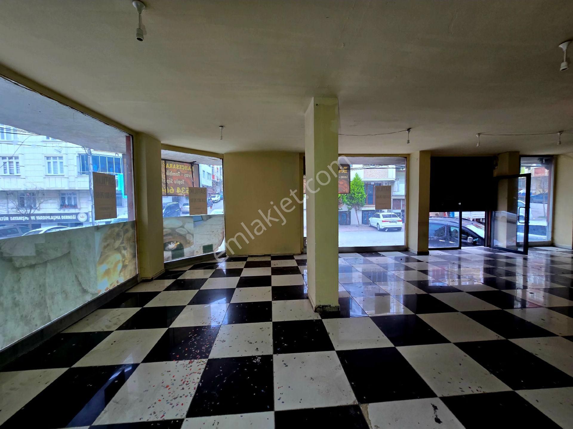 Esenyurt Kıraç Satılık 150 M² Dükkan - Görsel 14