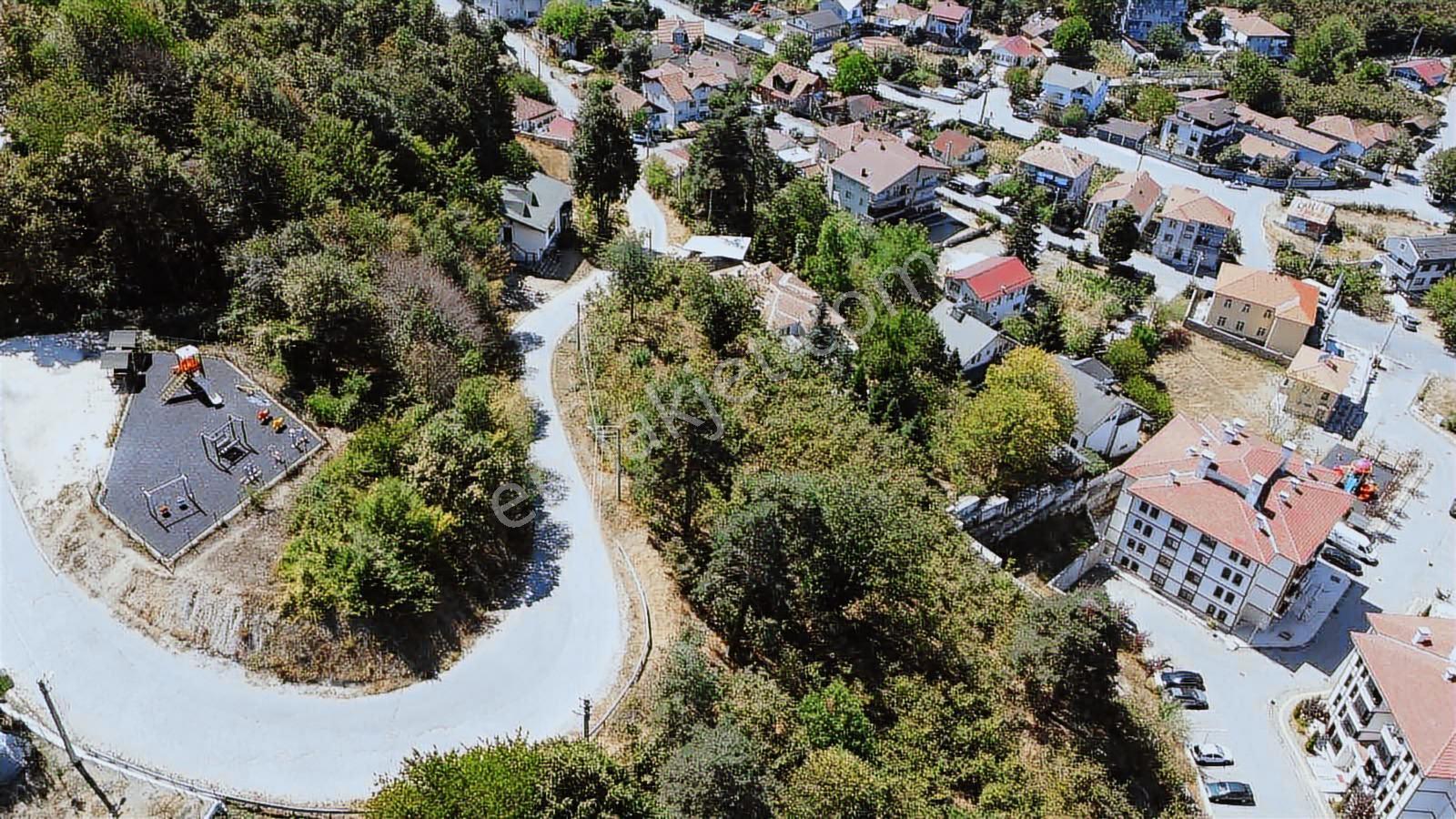 Ruşen Aydın Gayrimenkul'den Kaynaşlı Merkezde Satılık Arsa - Görsel 5