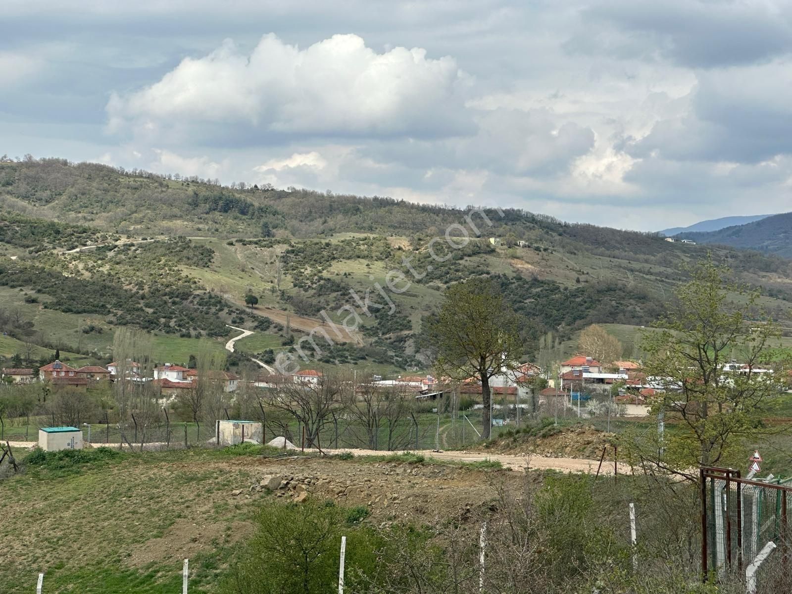 Bursa Kestel Nüshetiye Satılık Yatırımlık Çiftliğe Uygun Tarla - Görsel 2