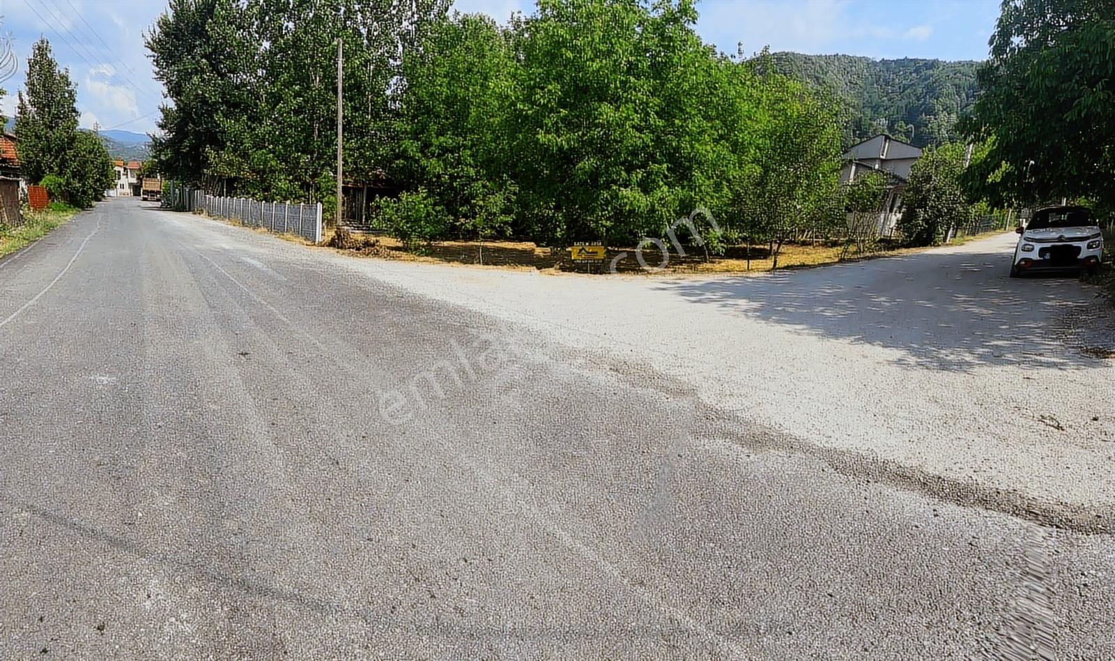 Ruşen Aydın Gayrimenkul'den Kaynaşlı Kumluca'da Satılık Arsa - Görsel 4