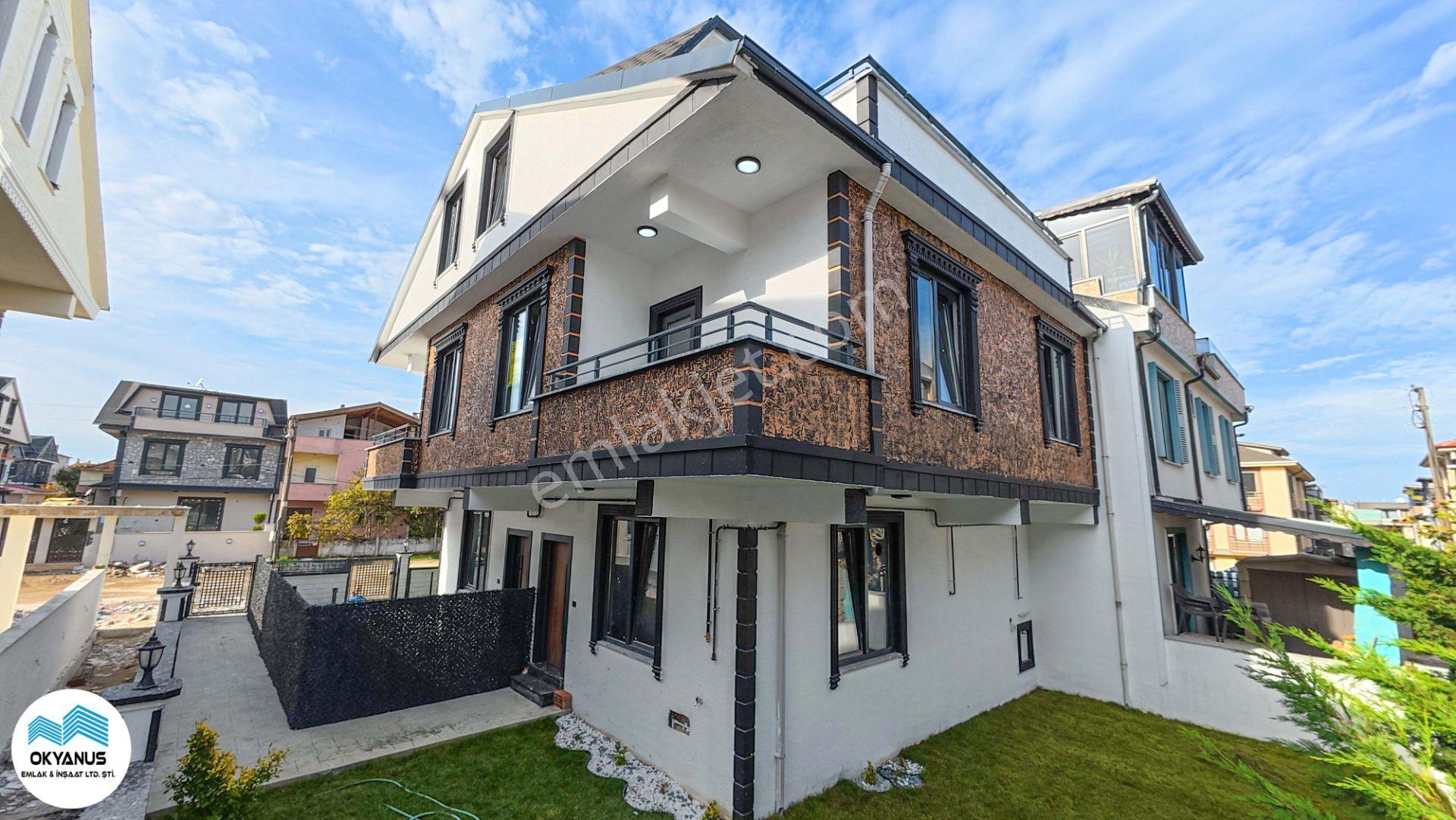 Kocaali'de Geniş Bahçede Lüks Yaşam Sunan 4+1 Villa - Görsel 2