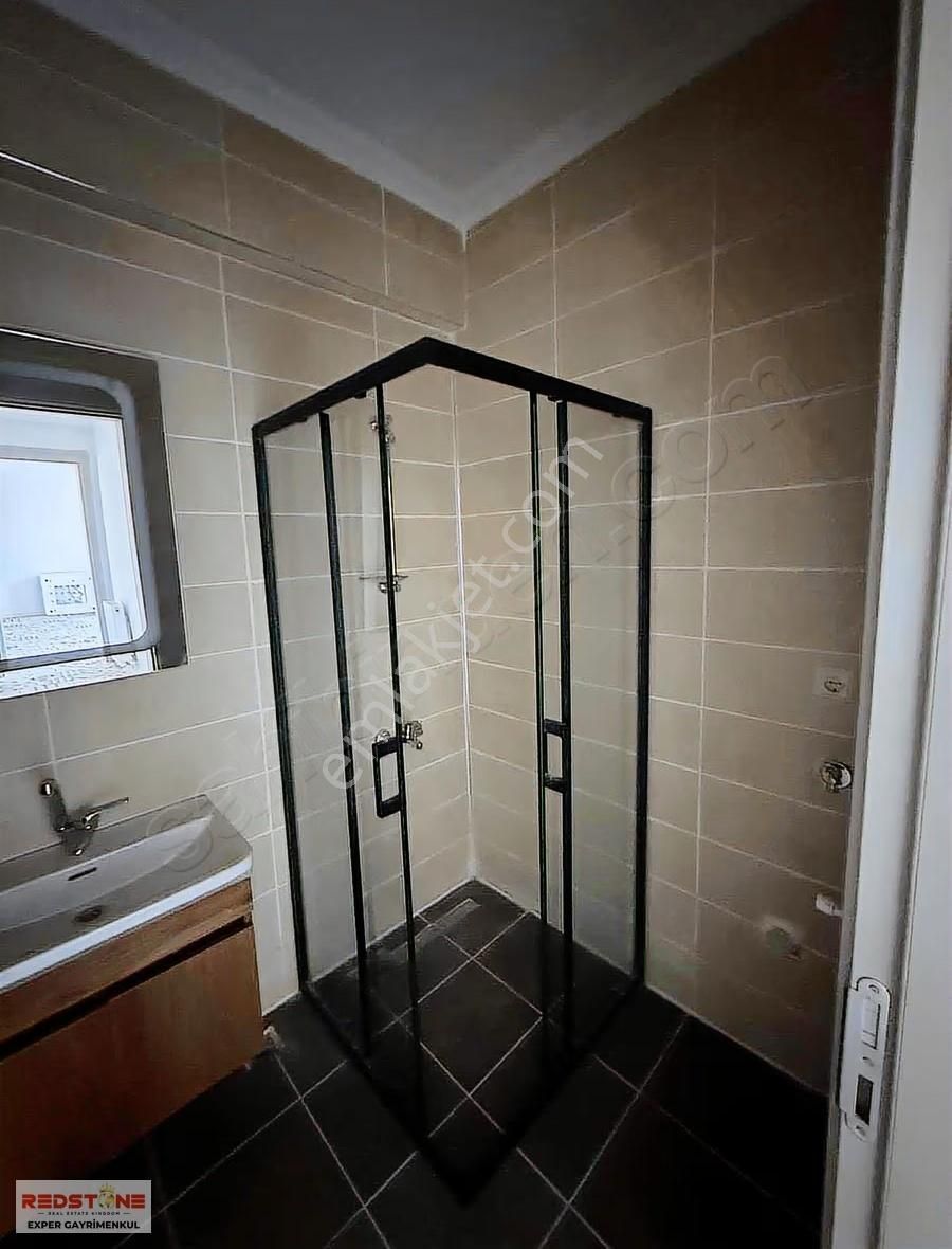 Karasu'da Site İçerisinde Havuz Manzaralı 2+1 Kiralık Daire