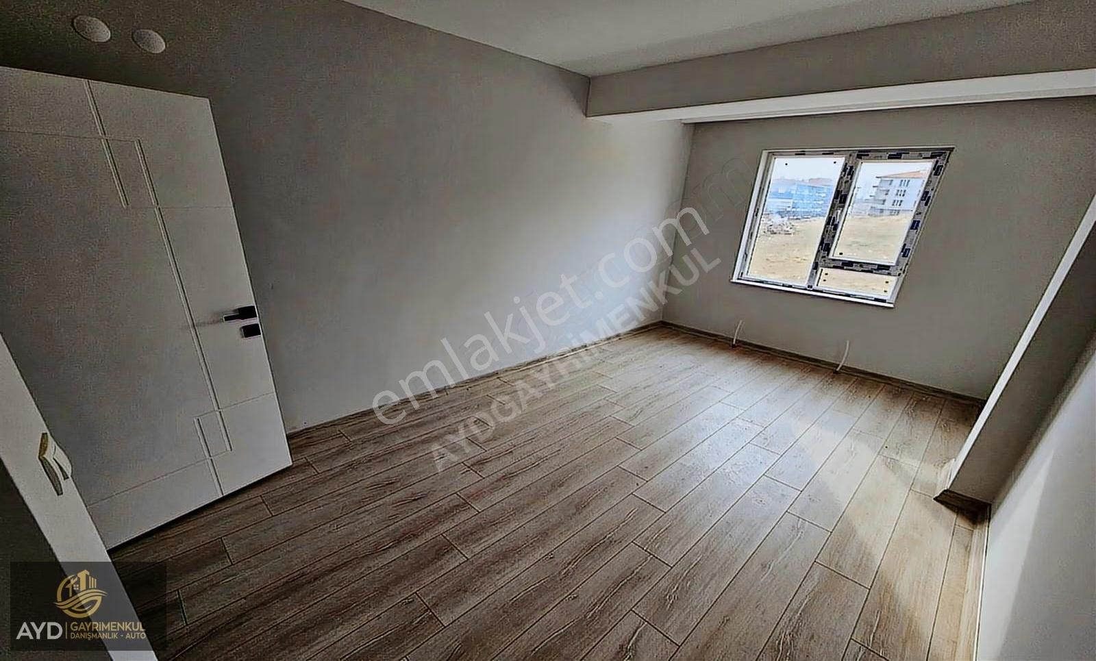 Ayd'den M.kemalde Ara Kat Park Cepheli 4+1 165 M2 Lüks Daire - Görsel 11