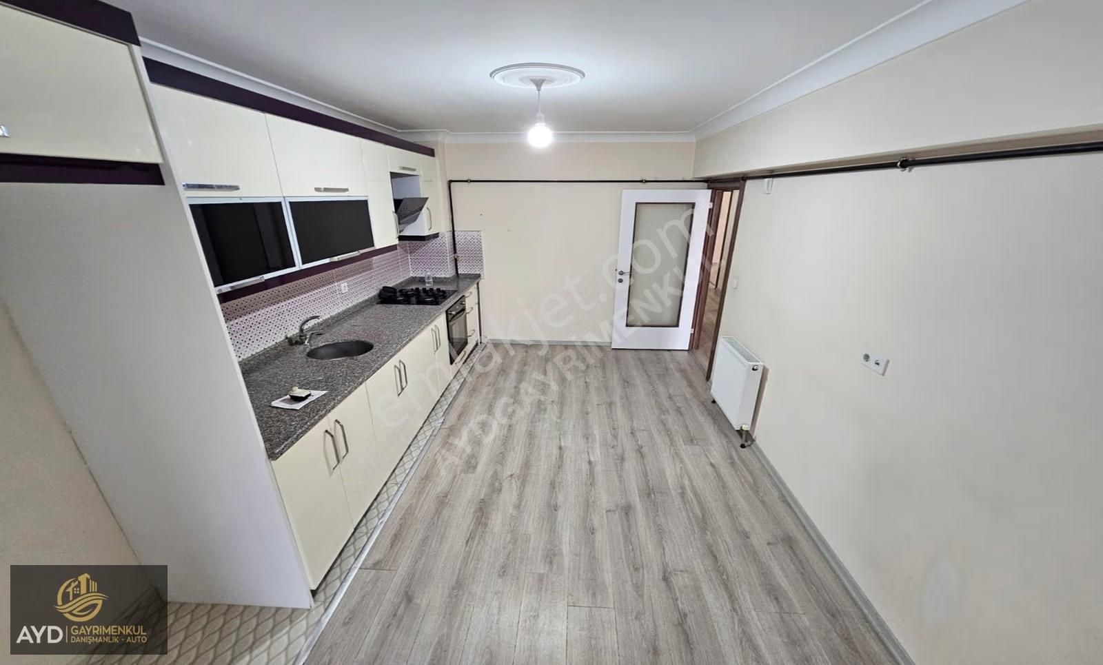 Ayd'den Mustafa Kemal Orhan Gazi Caddesi Kiralık 3+1 130m2 Daire - Görsel 17