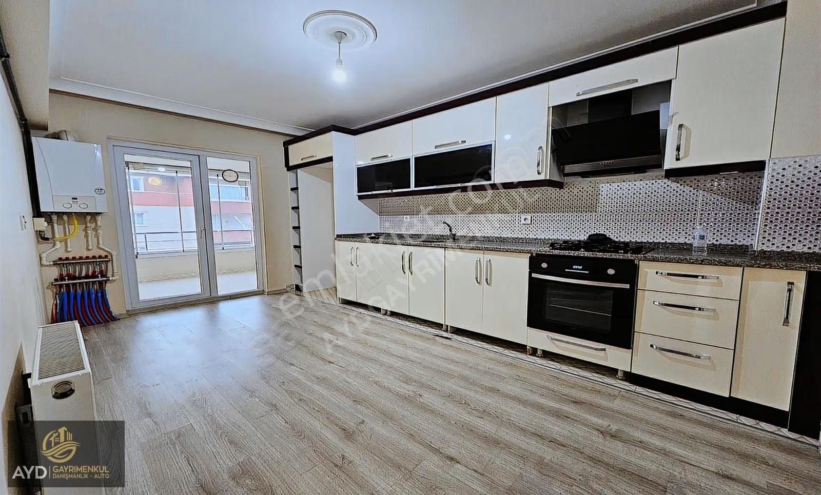 Ayd'den Mustafa Kemal Orhan Gazi Caddesi Kiralık 3+1 130m2 Daire - Görsel 26