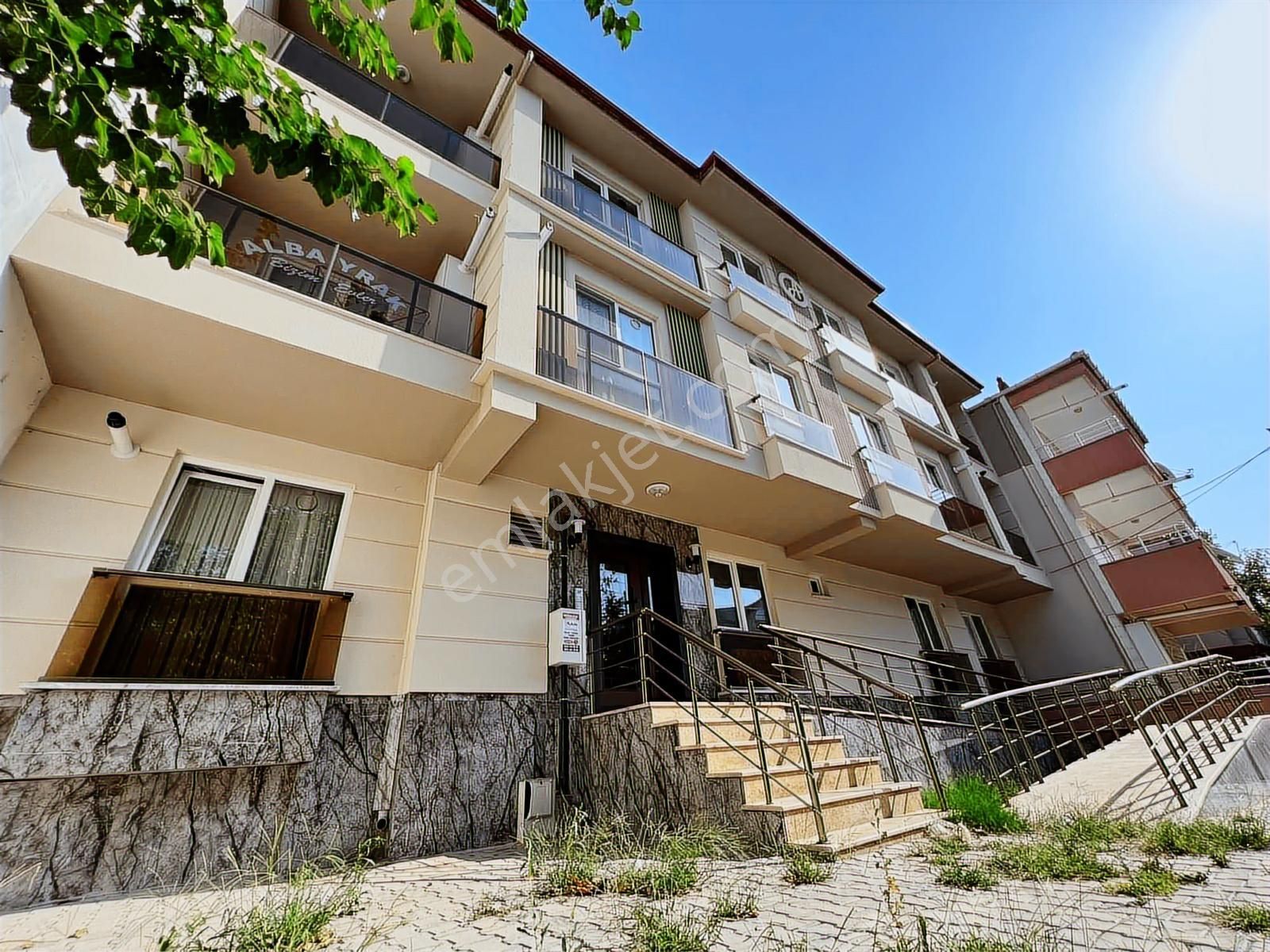 Tasarımdan Fazlası: Duru Bir Tavır | Cumhuriyet, Süleymanpaşa - Görsel 23