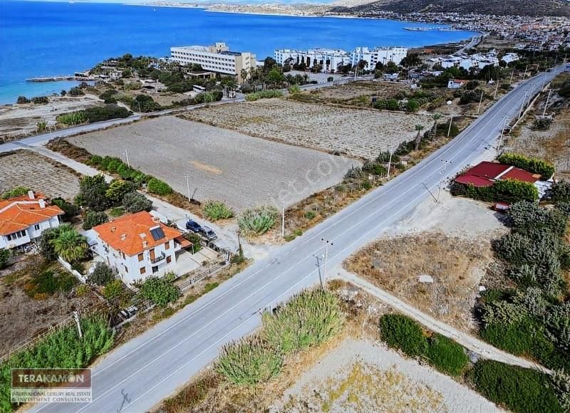 İzmir Çeşme Çiftlik Köy Denize 100 Metre Havuzlu Dubleks Villa - Görsel 10