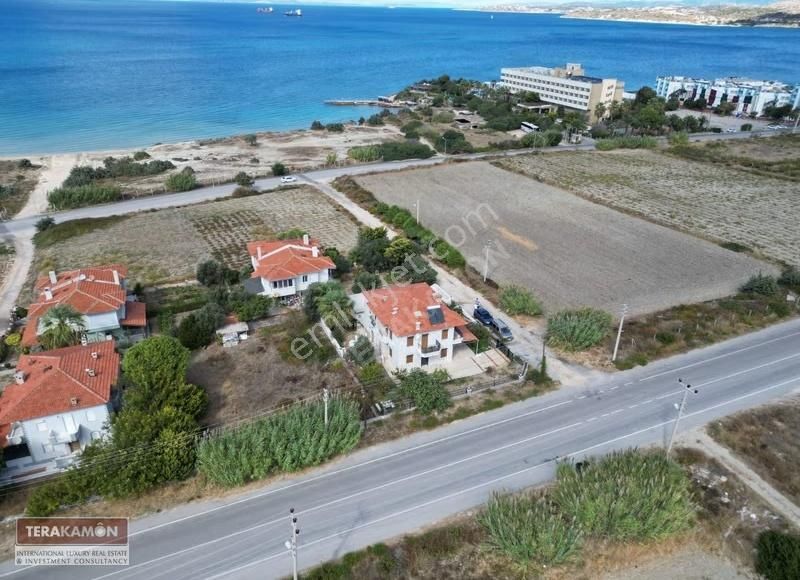 İzmir Çeşme Çiftlik Köy Denize 100 Metre Havuzlu Dubleks Villa - Görsel 15