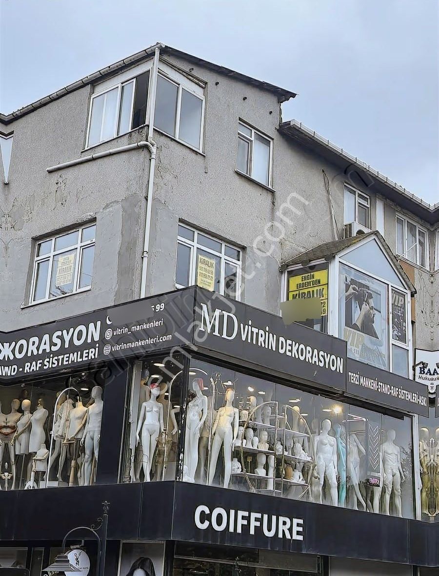 Engin Erdem'den Merter Ana Cadde'de Kiralık İşyeri