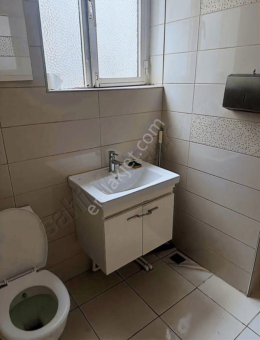 Engin Erdem'den Merter Ana Cadde'de Kiralık İşyeri - Görsel 11