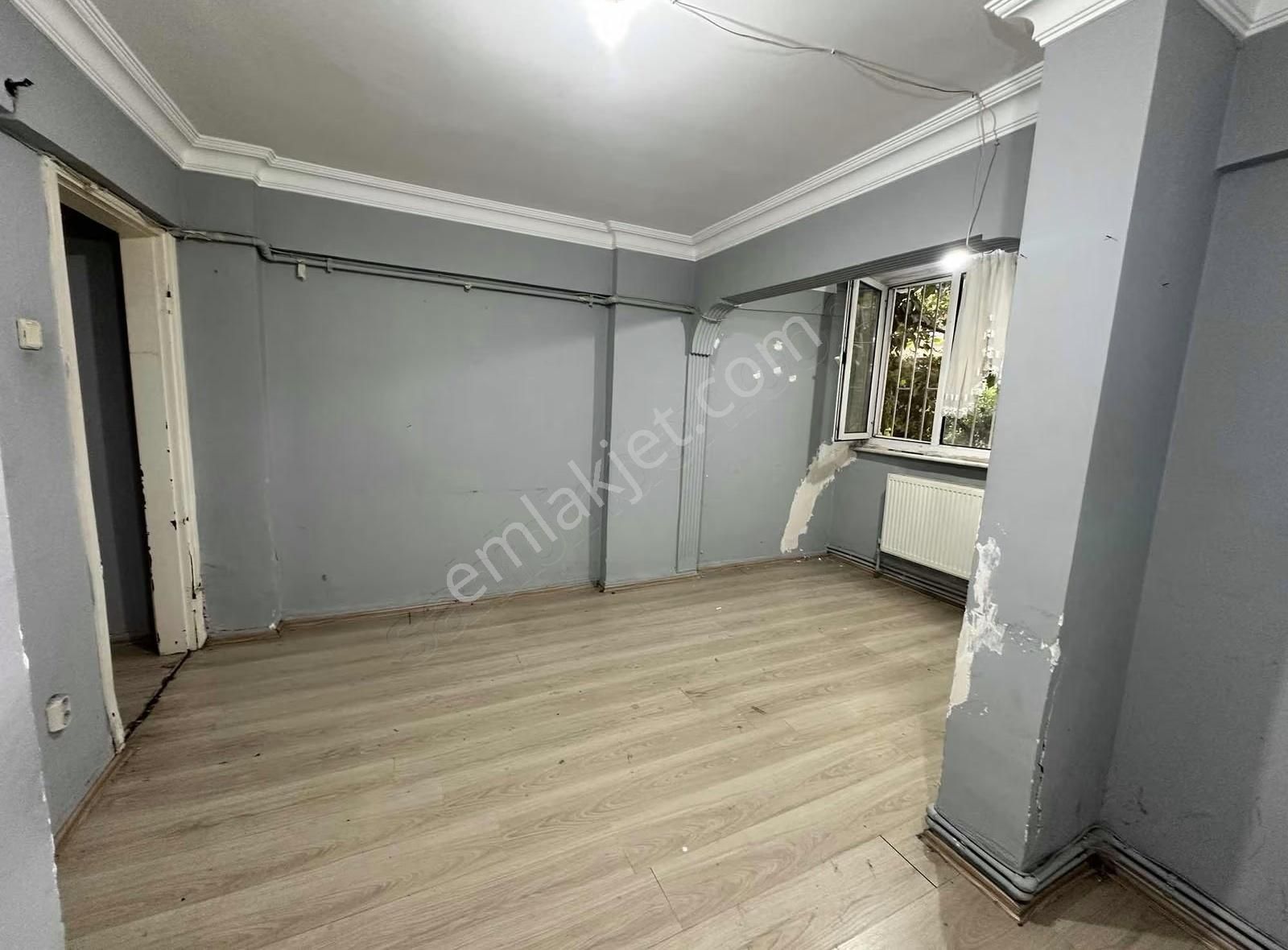 Engin Erdem'den Merter Mete Sokakta 2+1 Kiralık Giriş Kat Daire - Görsel 11