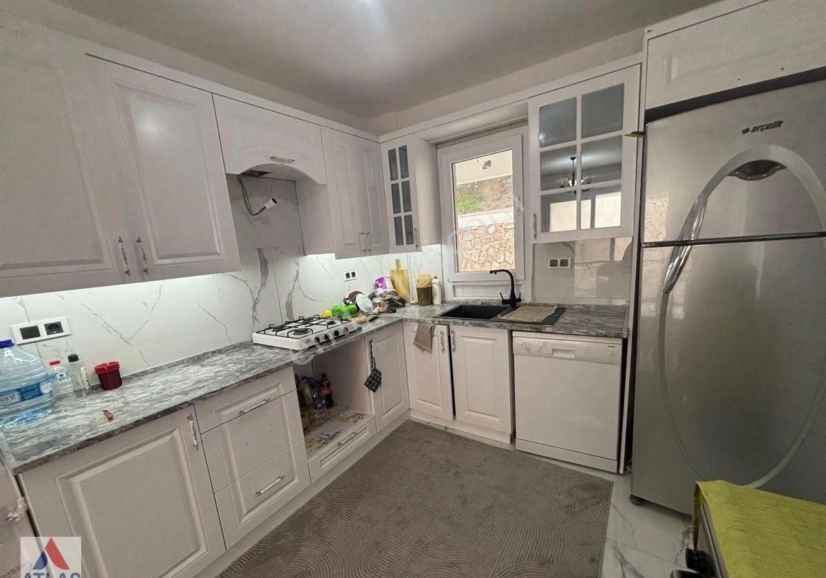 Seferihisar Doğanbey’de Denize Manzaralı, Eşyalı, 4+1 Tripleks - Görsel 33