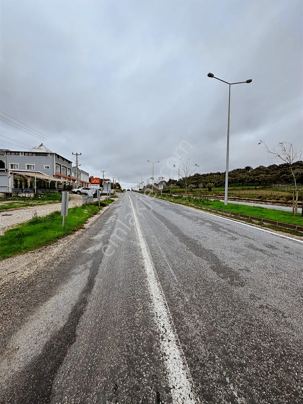 Mordoğan Emlaktan İzmir Caddesne Sıfır 1.314m2 Satılık Köşe Arsa - Görsel 9