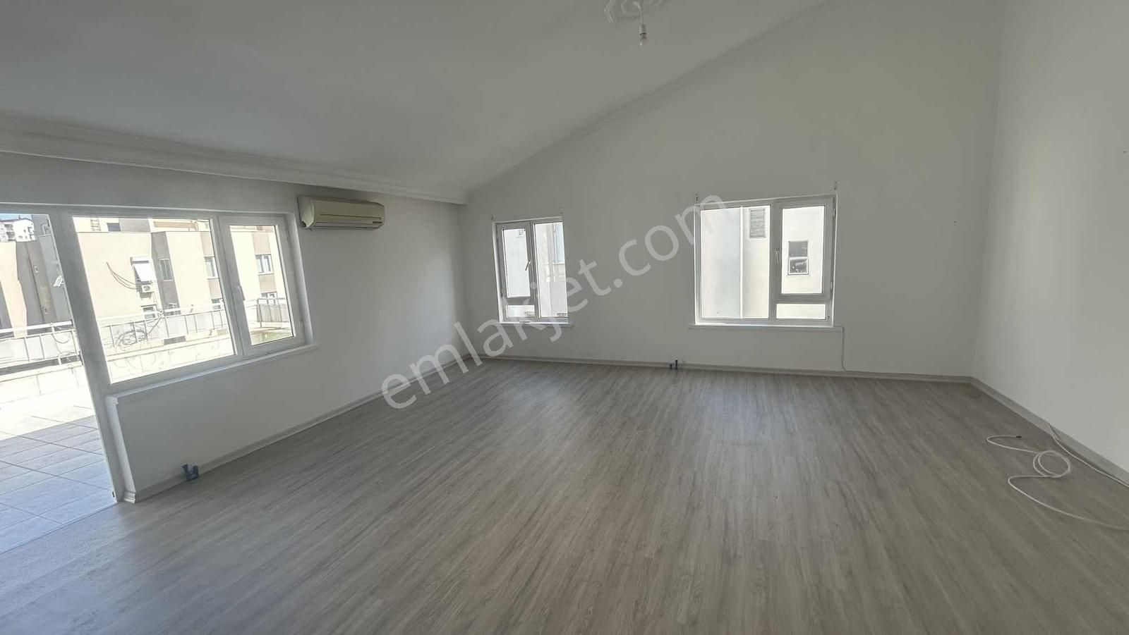 Çağlayanda Mah.de Merkezi Konumda Kiralık 2+1 Daire - Görsel 6