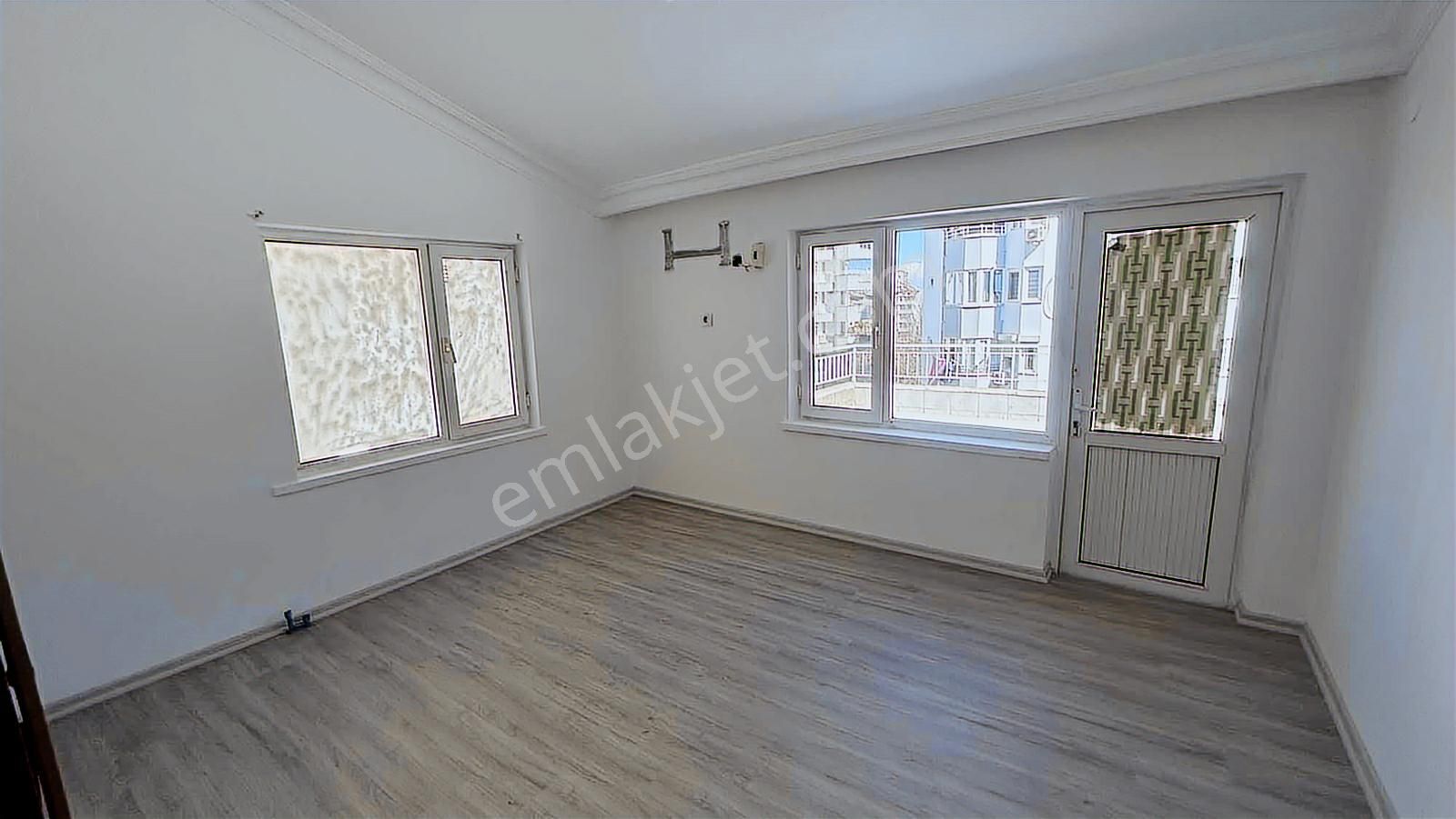 Çağlayanda Mah.de Merkezi Konumda Kiralık 2+1 Daire - Görsel 3