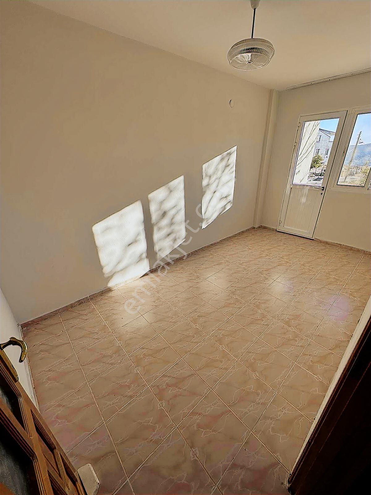 Mordoğan Emlaktan Merkezde Denize 50mt 3+1 Satılık Kupon Yazlık - Görsel 33