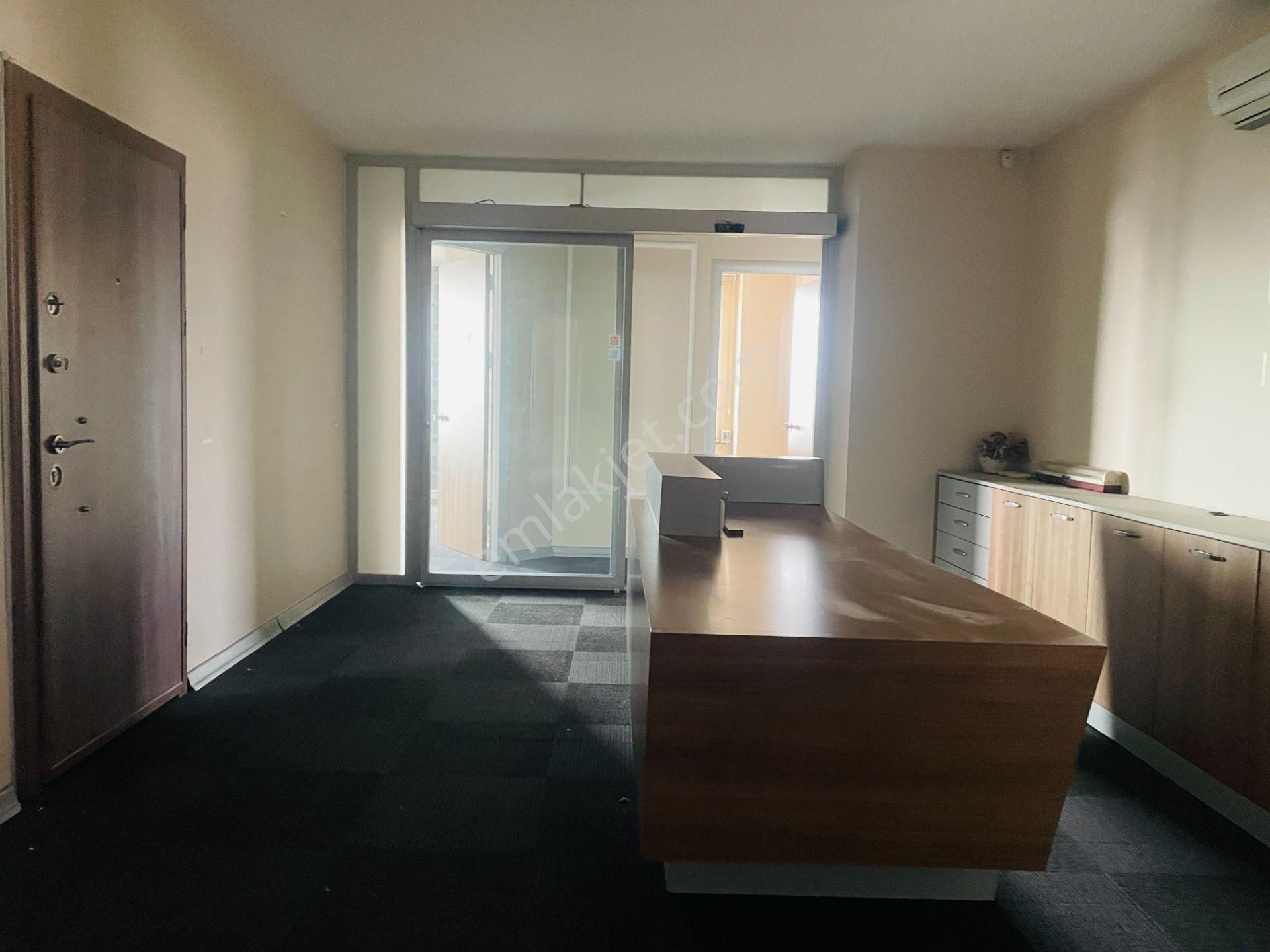 Bostancı Metro Da Tabela Değeri Yüksek Kiralık 400 M2 Ofis Katı - Görsel 25