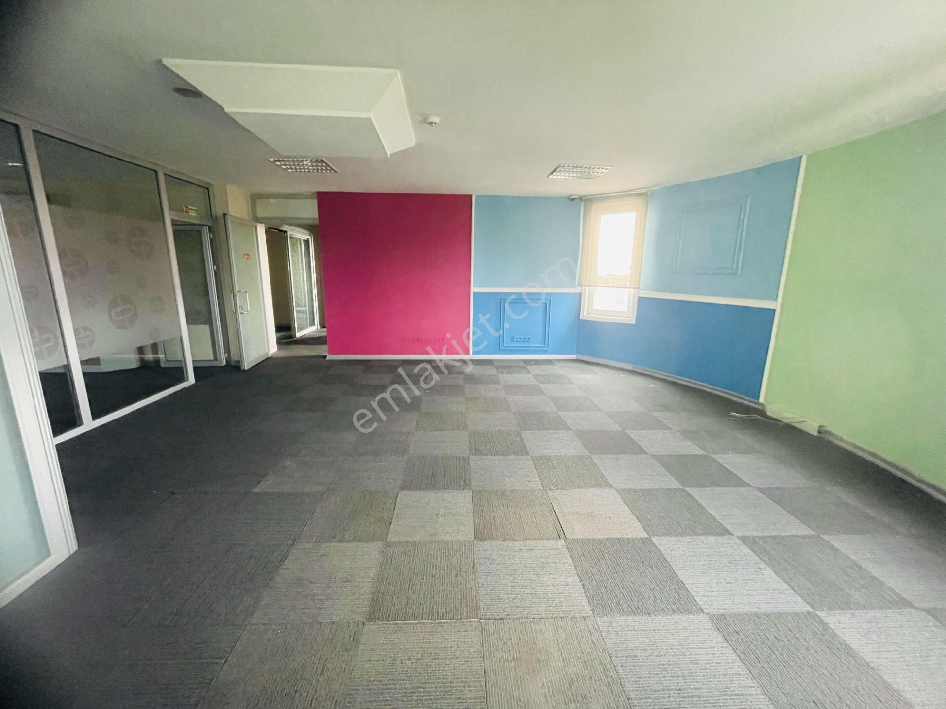 Bostancı Metro Da Tabela Değeri Yüksek Kiralık 400 M2 Ofis Katı - Görsel 9