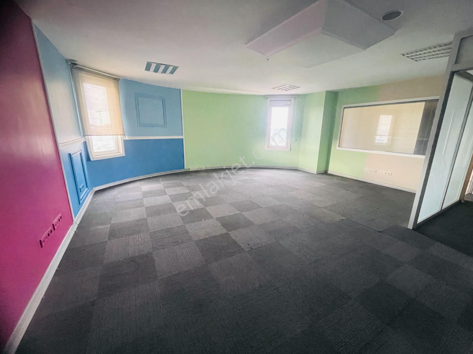 Bostancı Metro Da Tabela Değeri Yüksek Kiralık 400 M2 Ofis Katı - Görsel 2