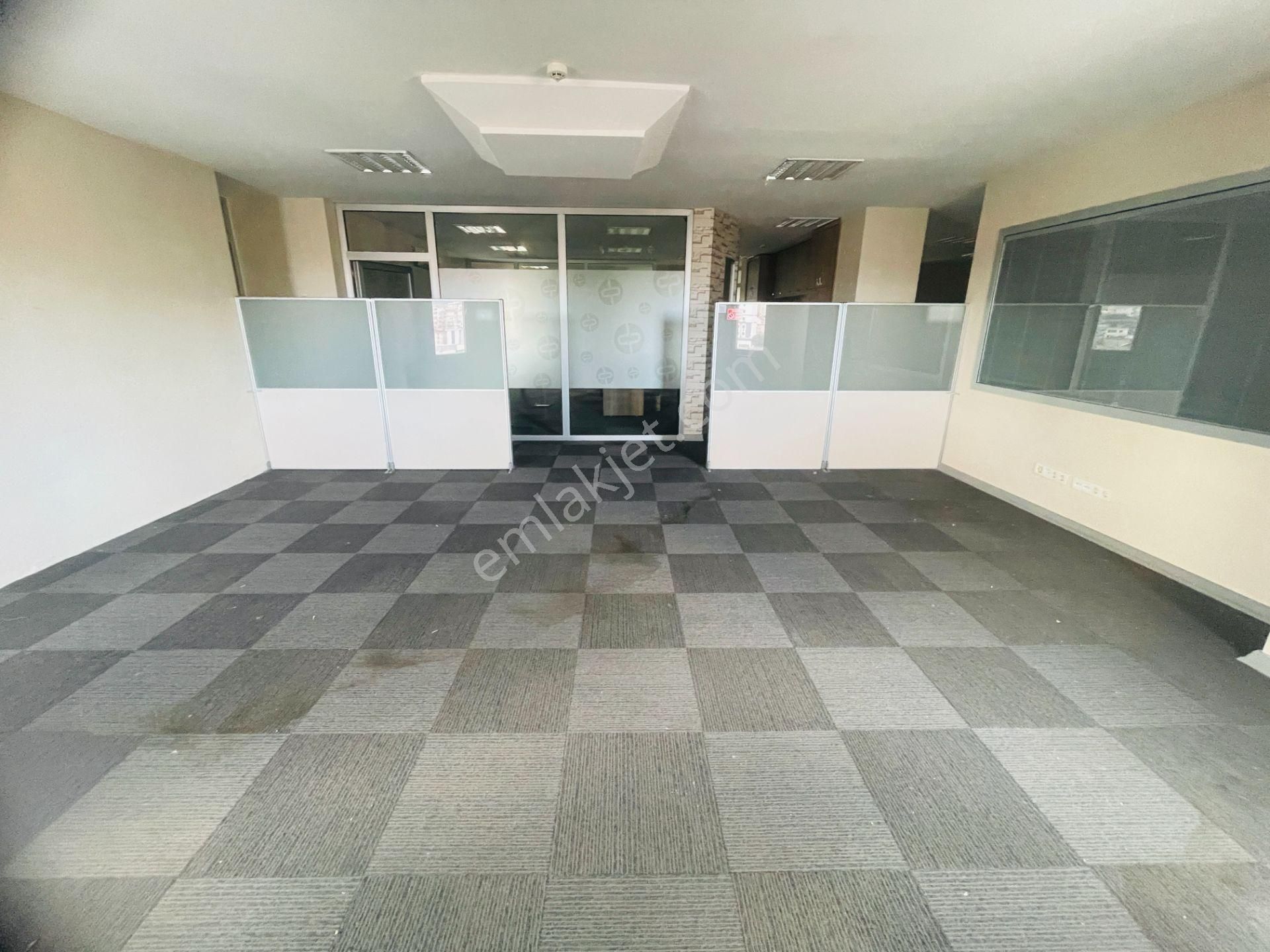 Bostancı Metro Da Tabela Değeri Yüksek Kiralık 400 M2 Ofis Katı - Görsel 12