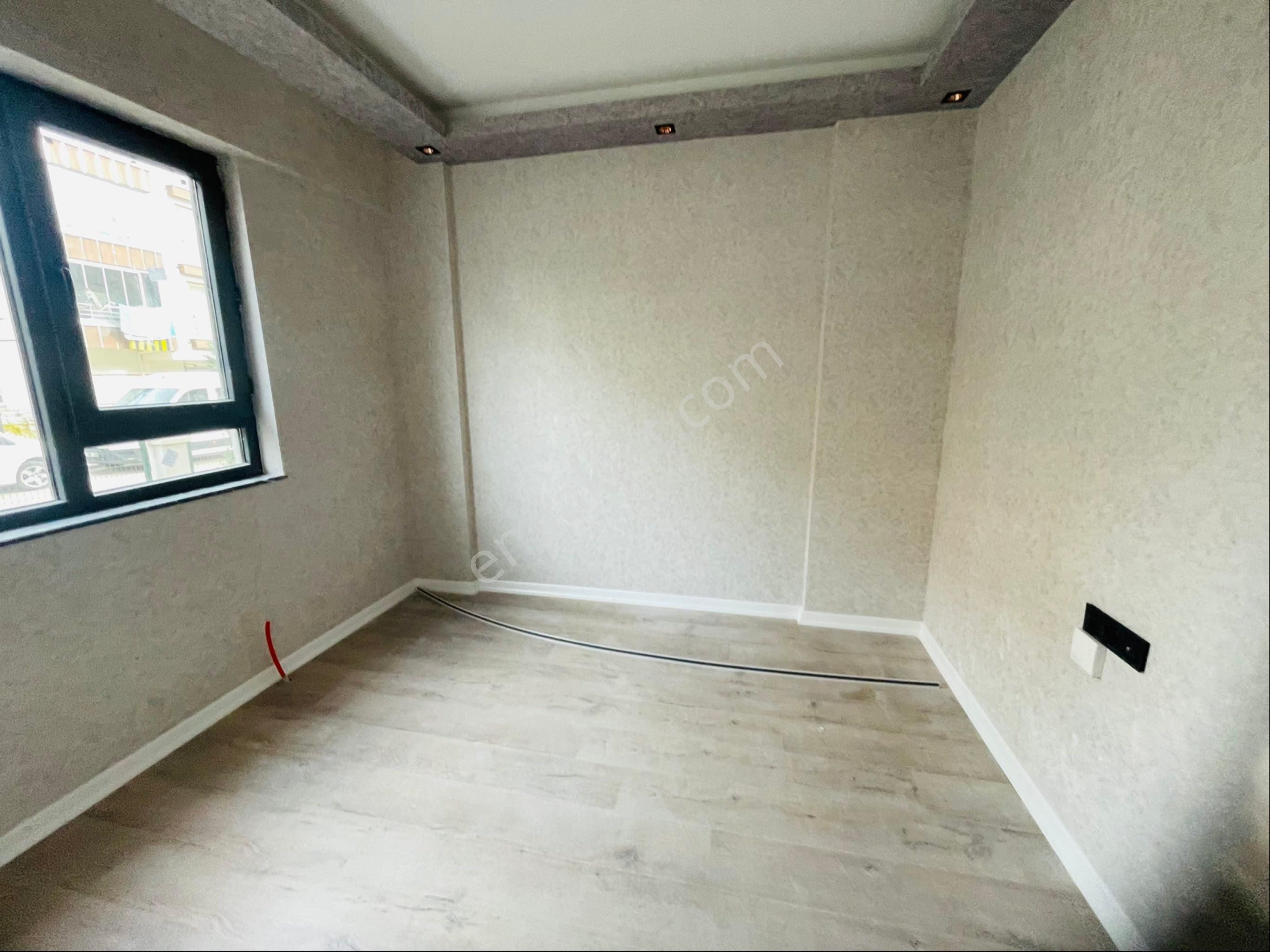 Öz Eda Emlaktan Bağlum Karakayada Satılık 1+1 Full Yapılı Daire - Görsel 13